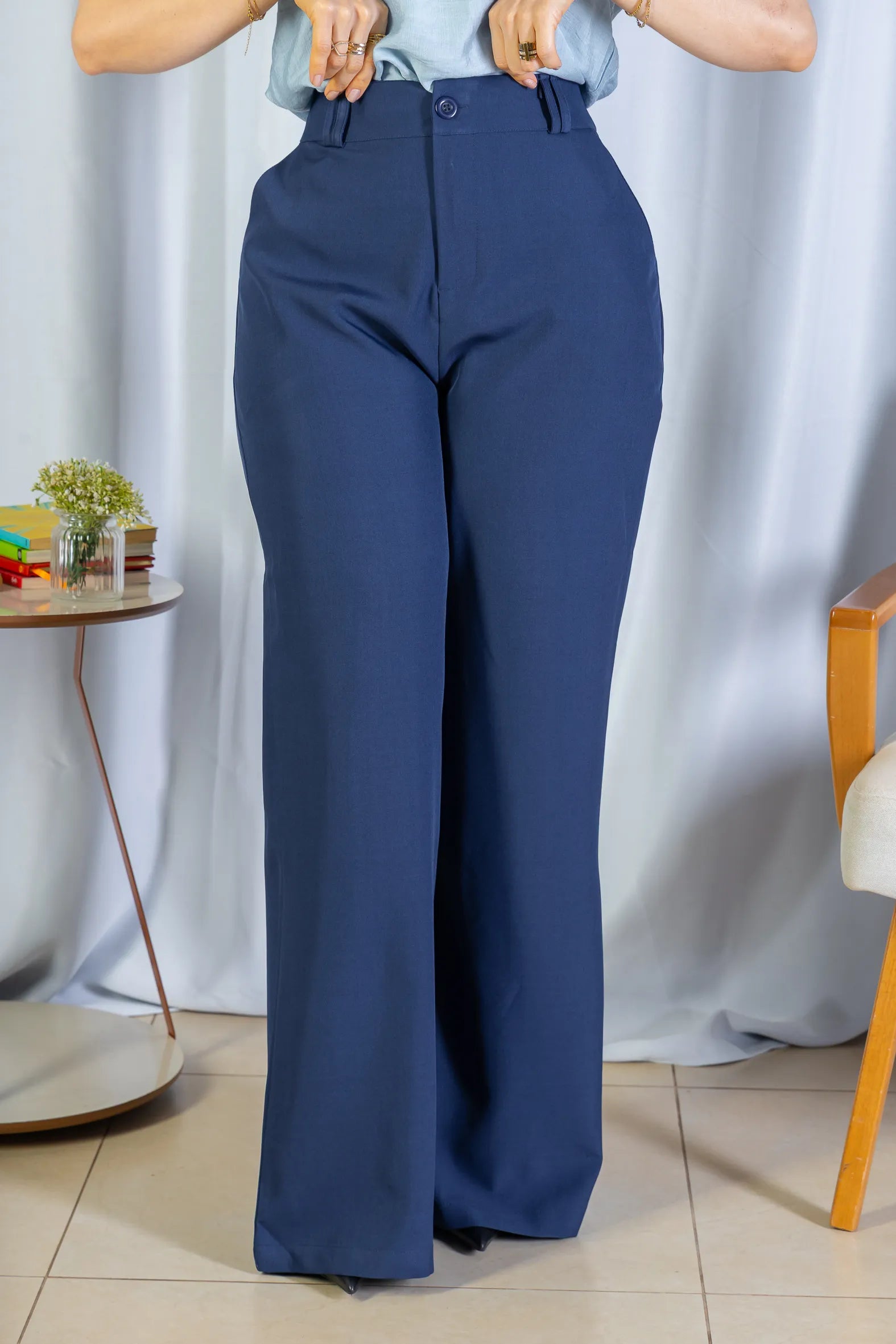 Calça Pantalona Alfaiataria Lux Detalhe Passador Grazi Massafera Azul Marinho