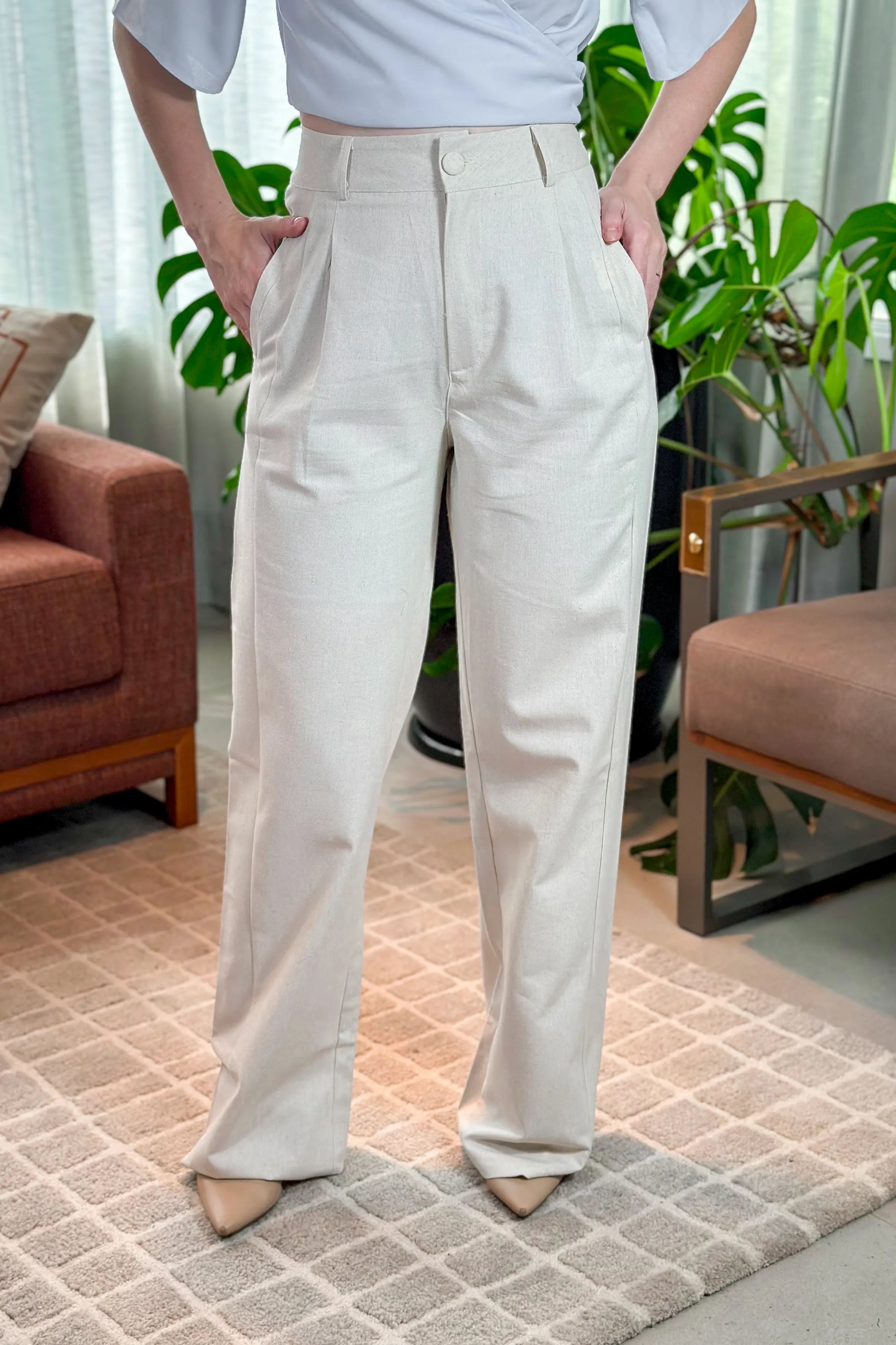 Calça Corte Reto Em Linho Soft Noemi Creme