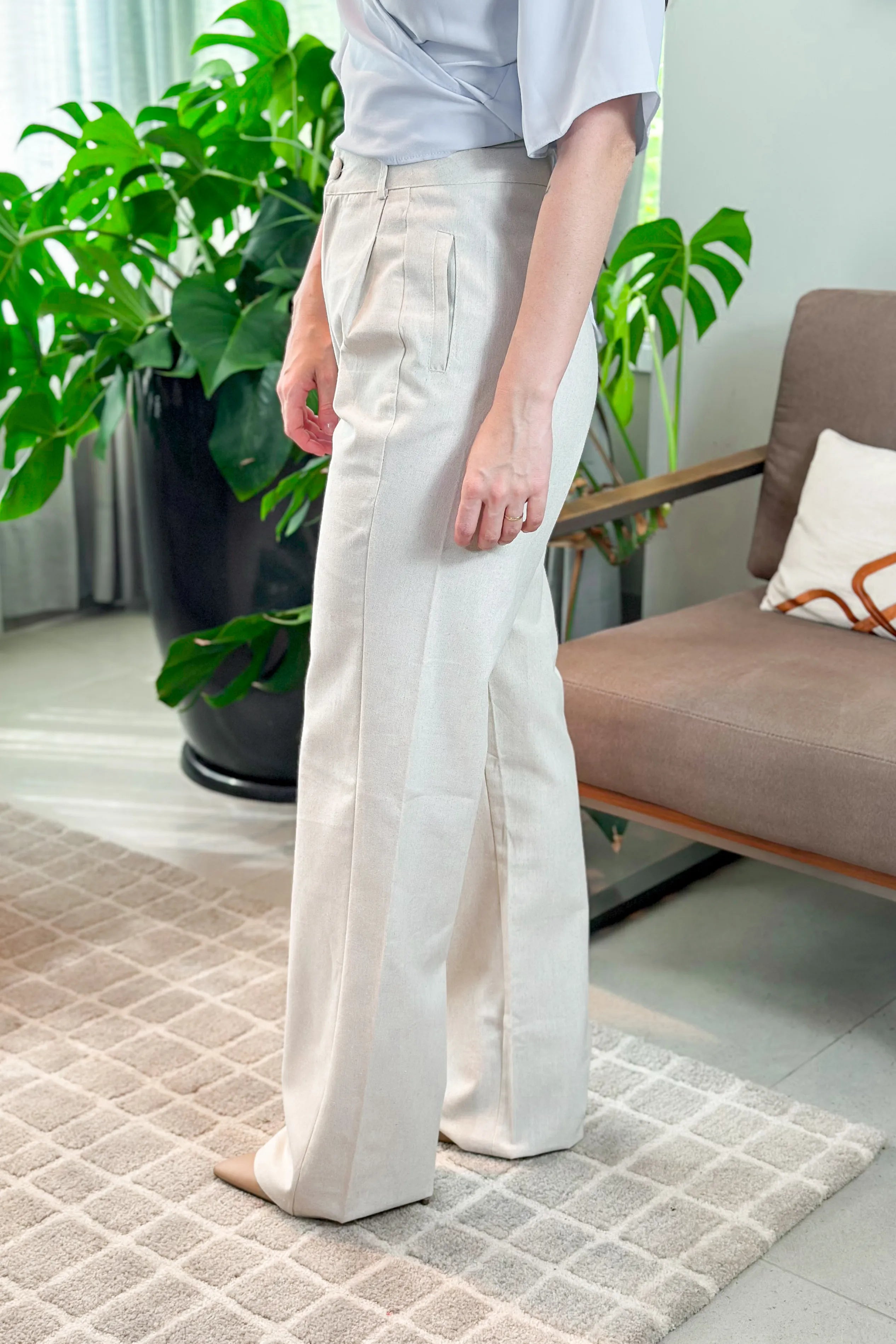 Calça Corte Reto Em Linho Soft Noemi Creme