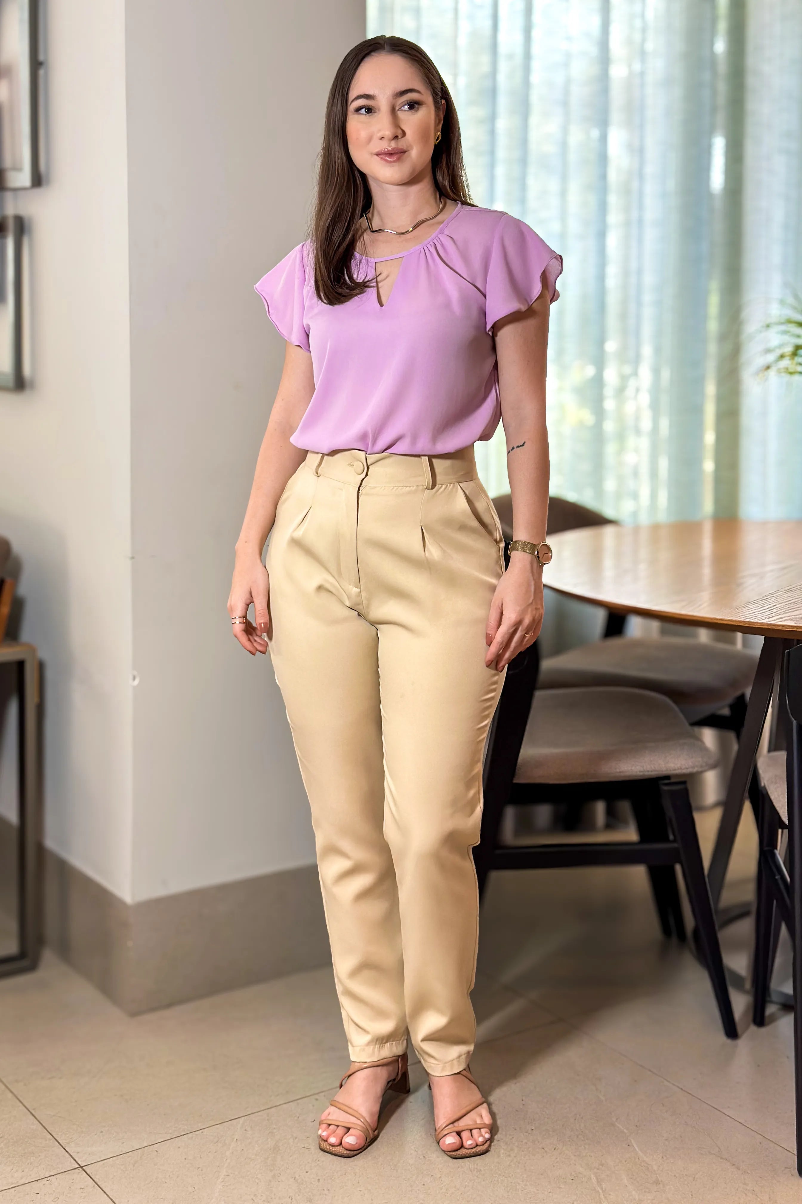 Blusa Decote Gargantilha Babados Tauane Lilás