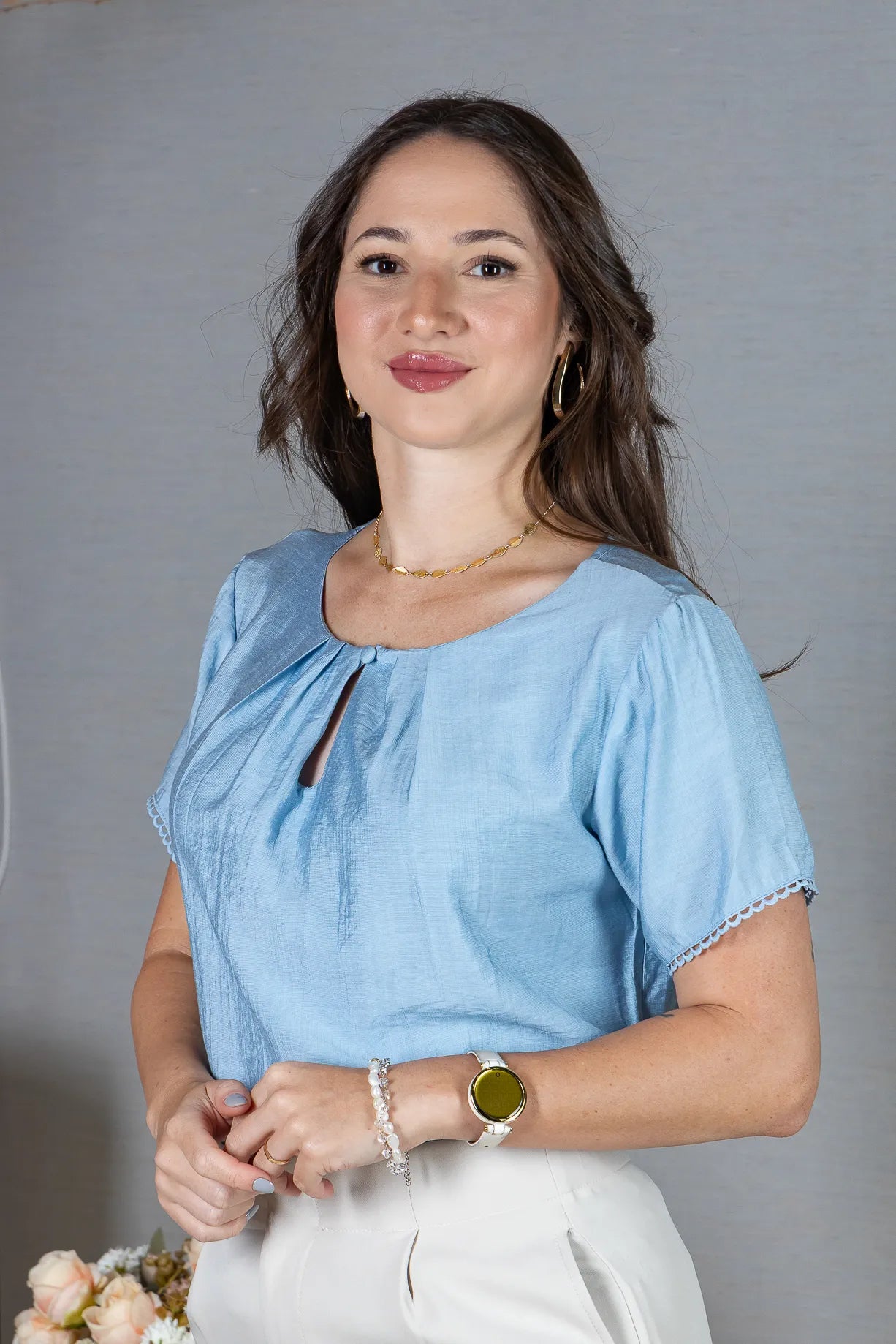 Blusa Manga Curta em Crepe Comfort Decote em Gota e Pregas Mariele Azul