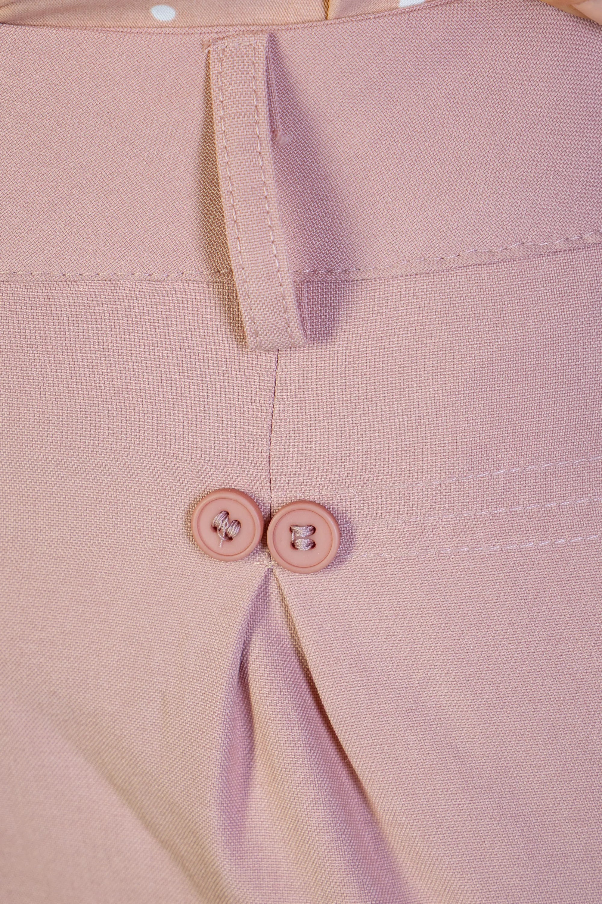 Calça Pantalona Detalhe Botões Crepe Alfaiataria Larissa Rose