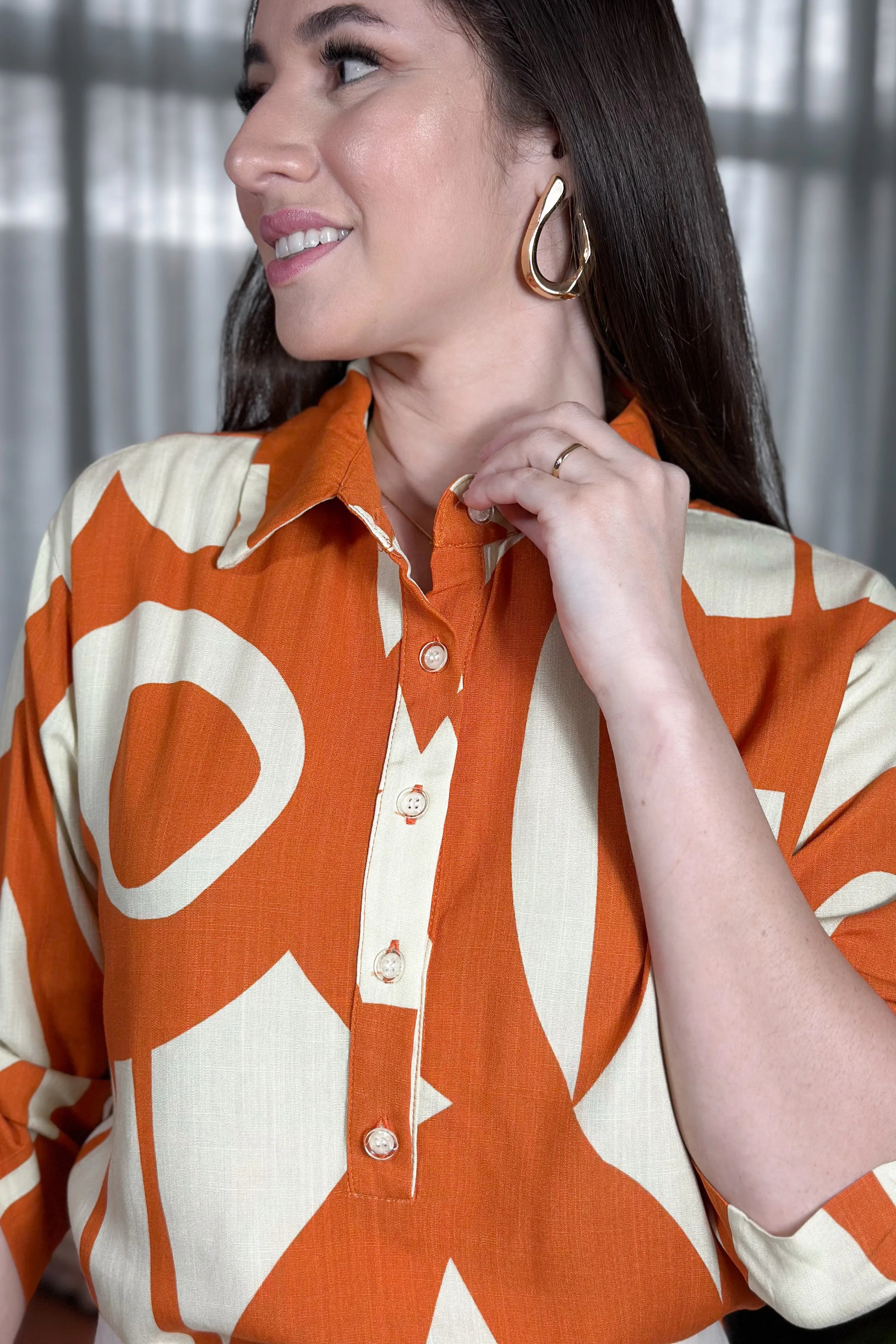 Blusa Manga 3/4 Viscose Detalhe Botões Jordana Estampada Laranja
