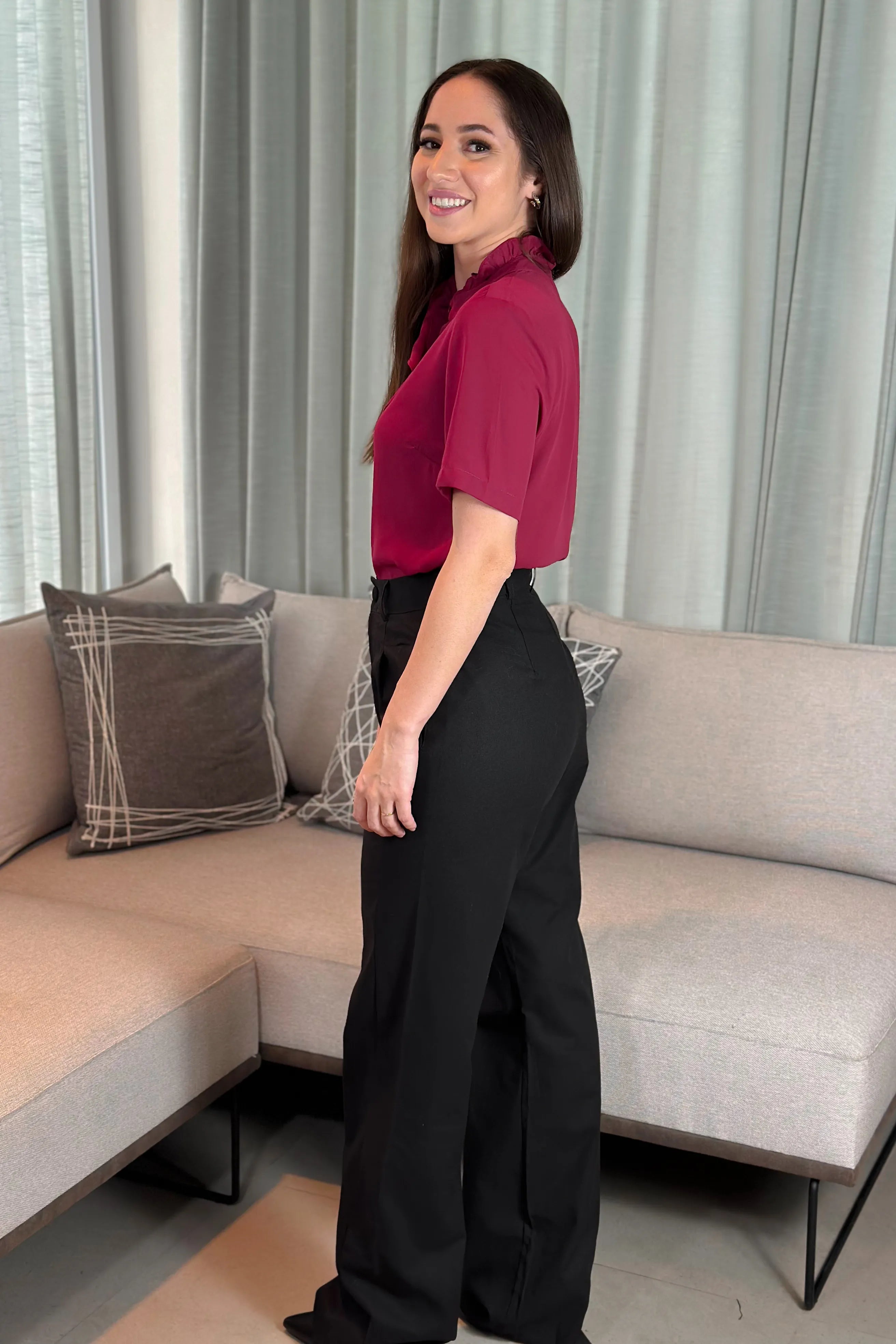 Camisa Manga Curta New Crepe Detalhe Babados Daniela Fúcsia