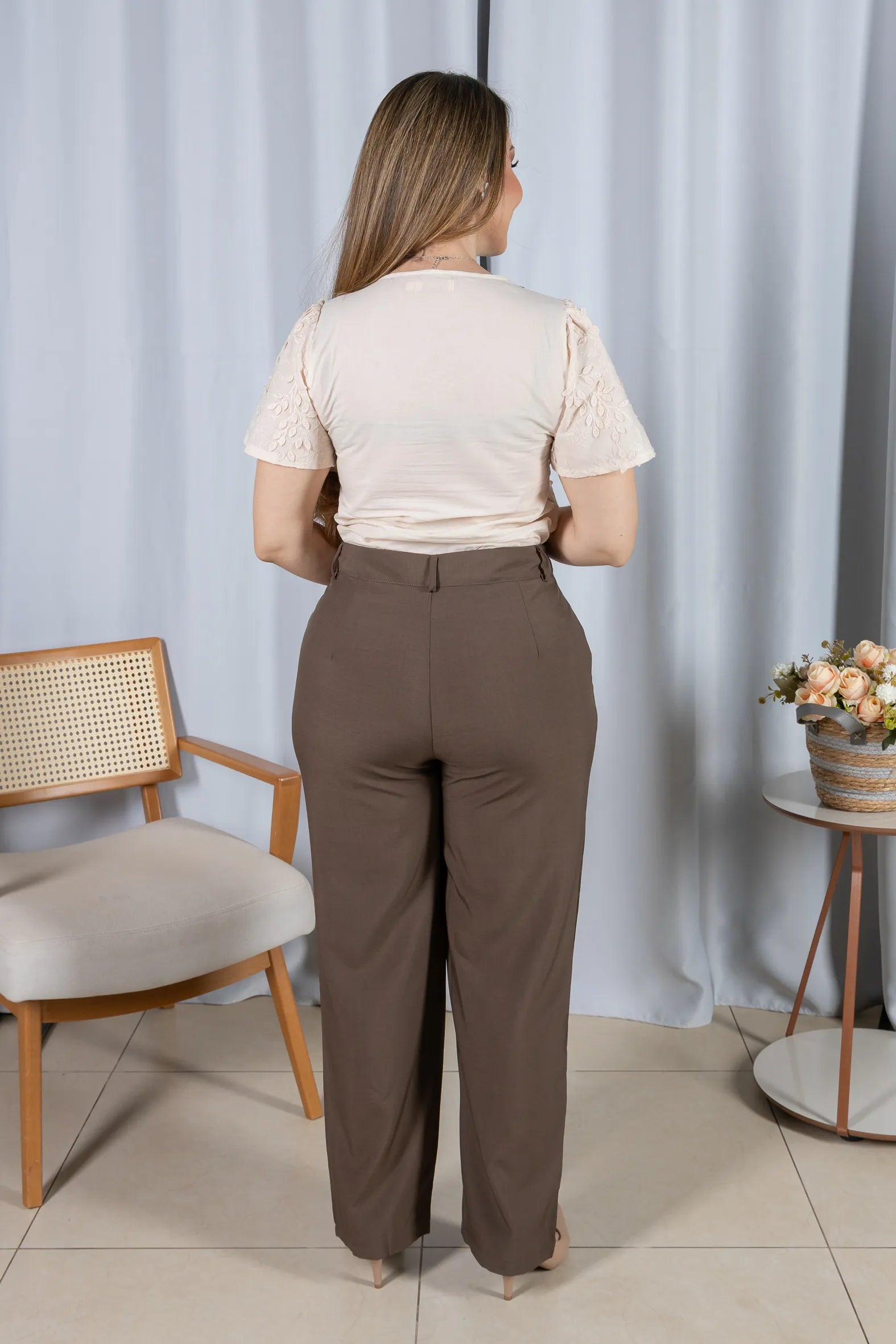Blusa Laise Leve e Respirável Natália Creme
