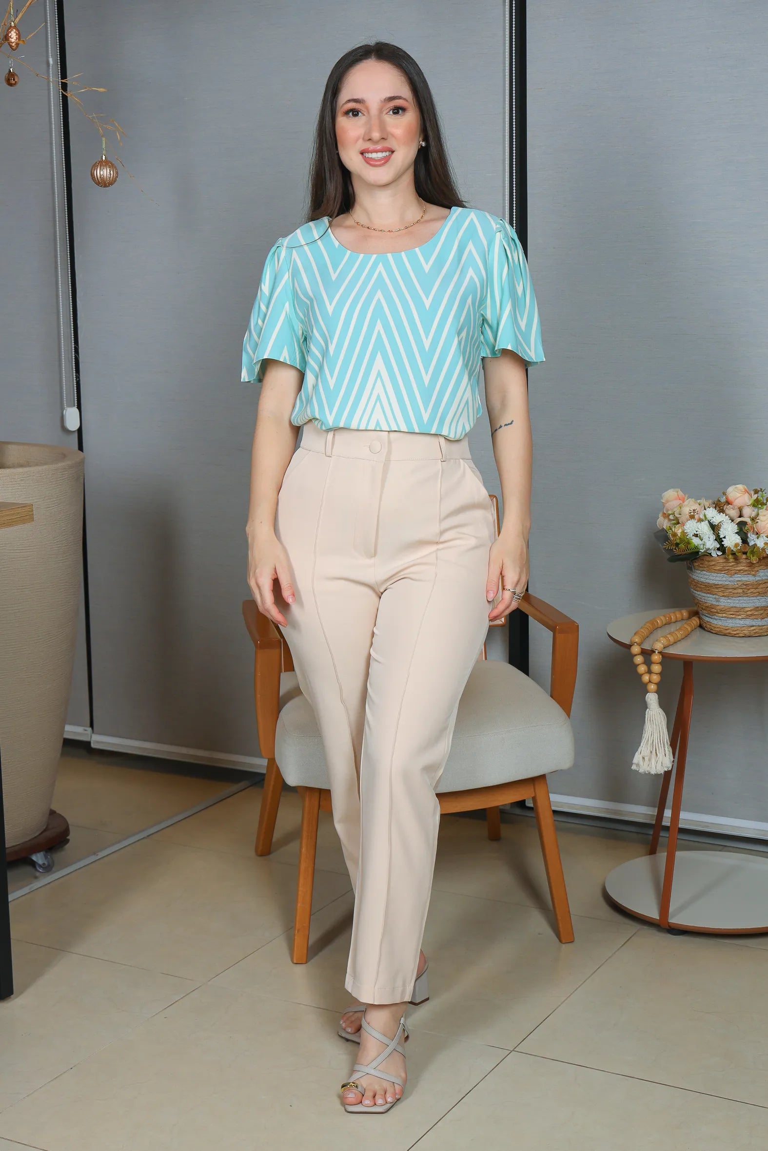 Blusa Manga Curta Crepe Classic Estampa Chevron Claudia Ciano