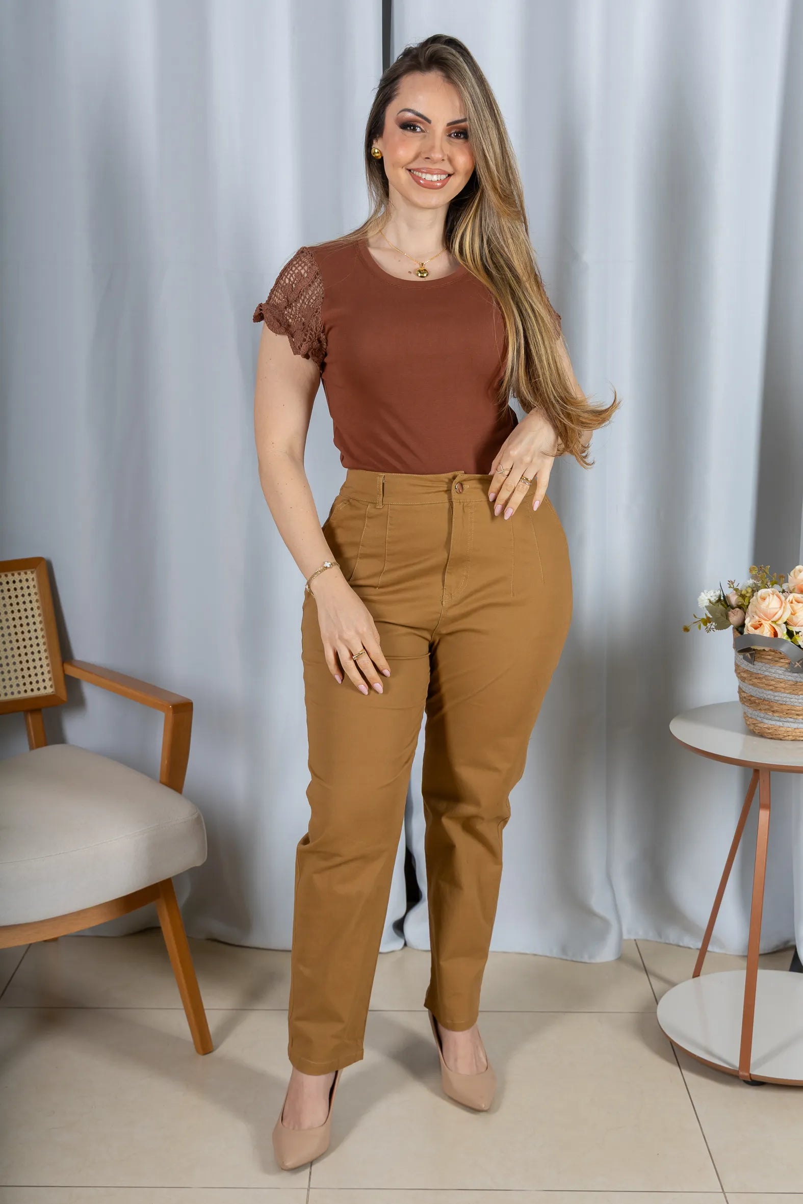 Blusa Cotton Lycra com Detalhe em Crochê Lidia Marrom