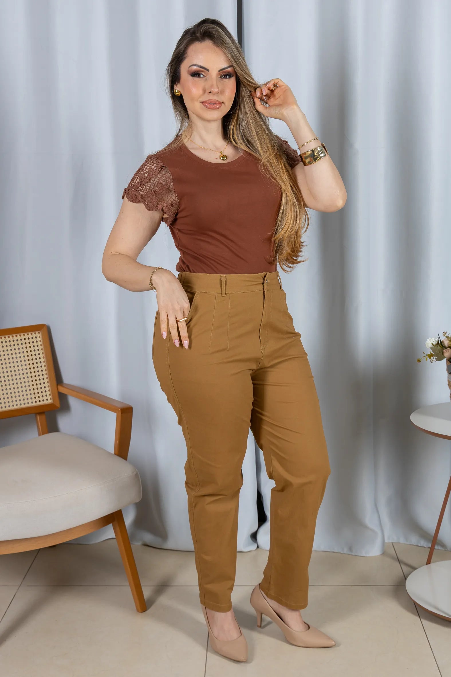 Blusa Cotton Lycra com Detalhe em Crochê Lidia Marrom