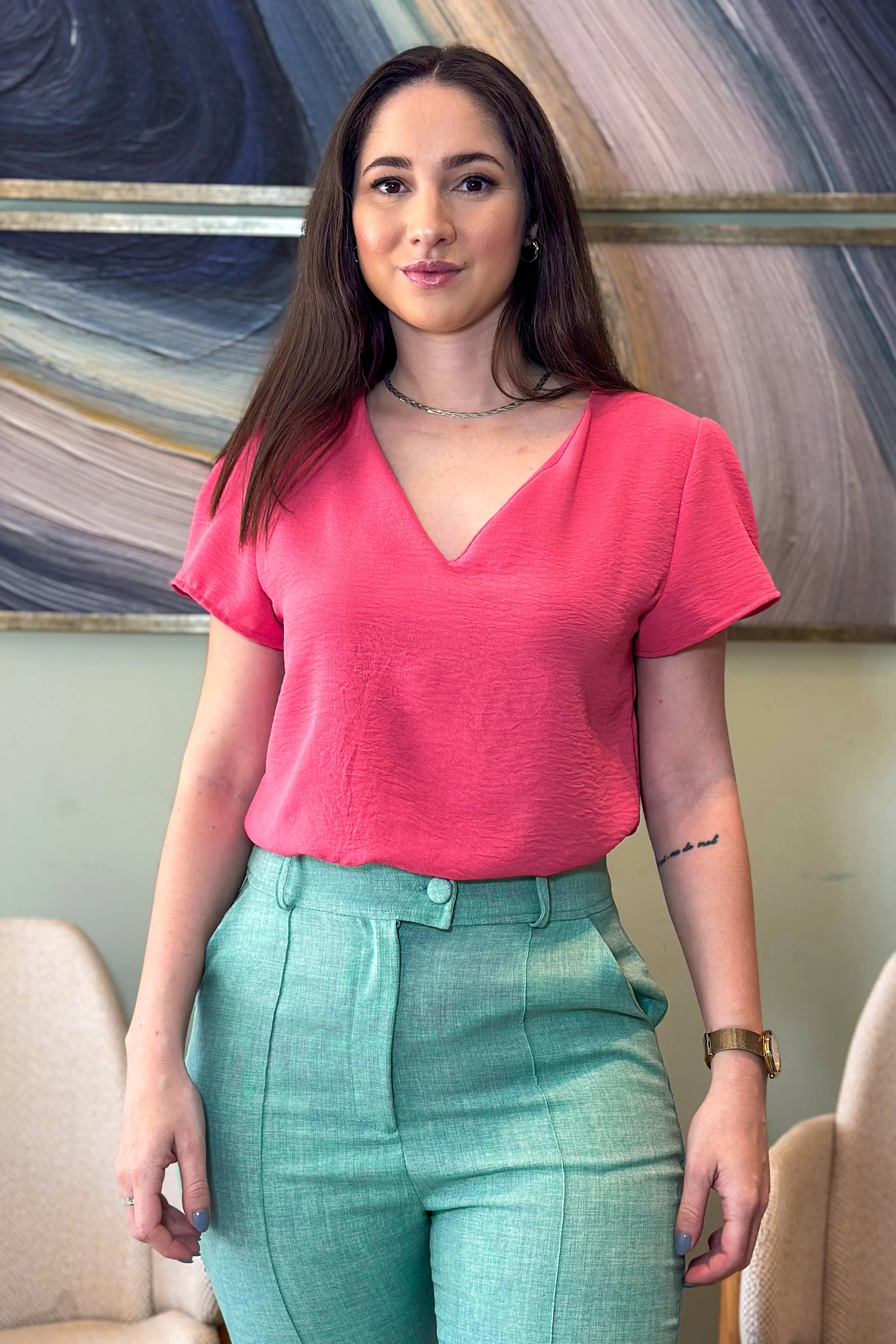 Blusa Manga Curta Decote "V" Rebeca Rosa