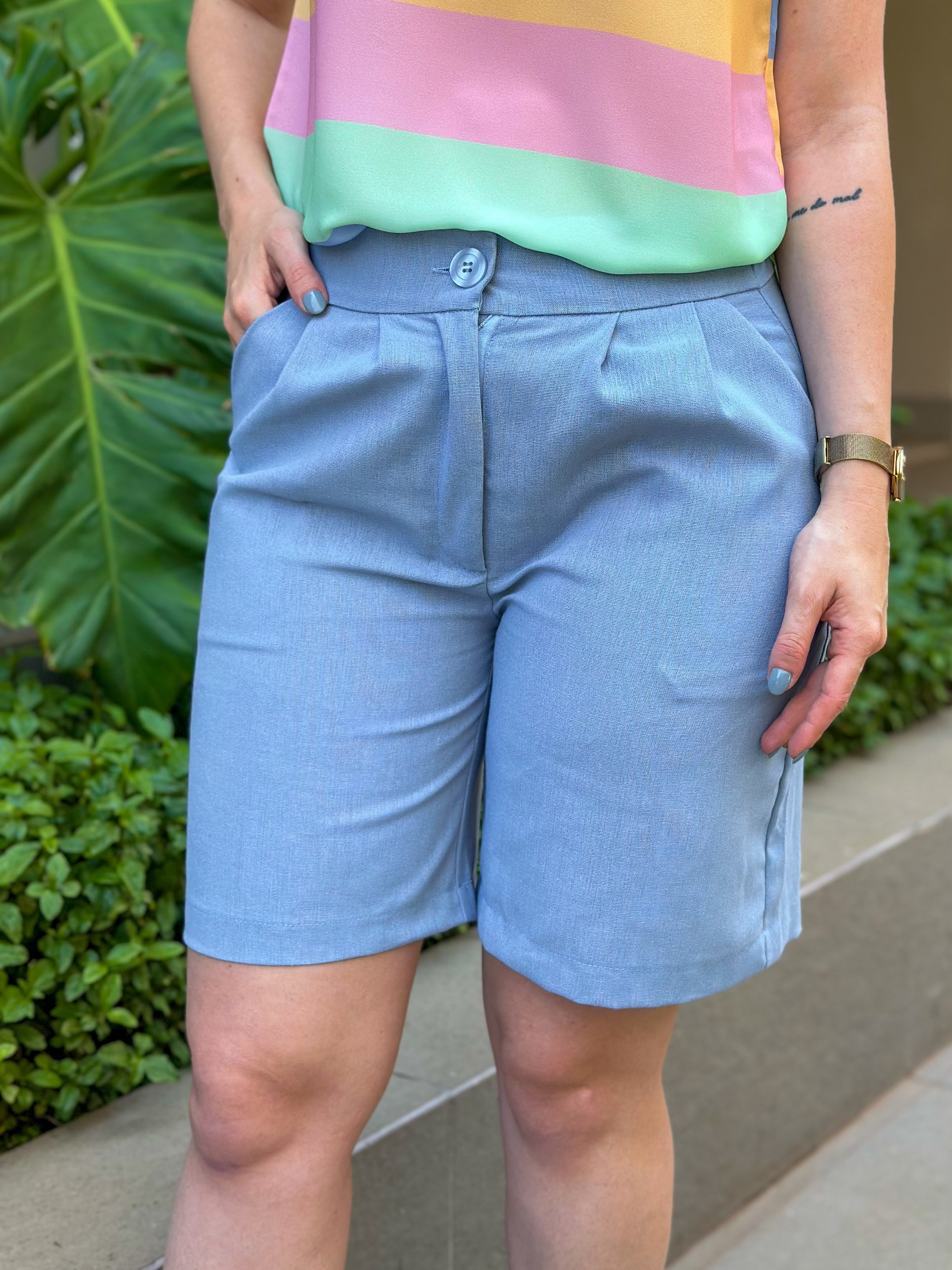 Short Em Linho Abigail Azul Claro