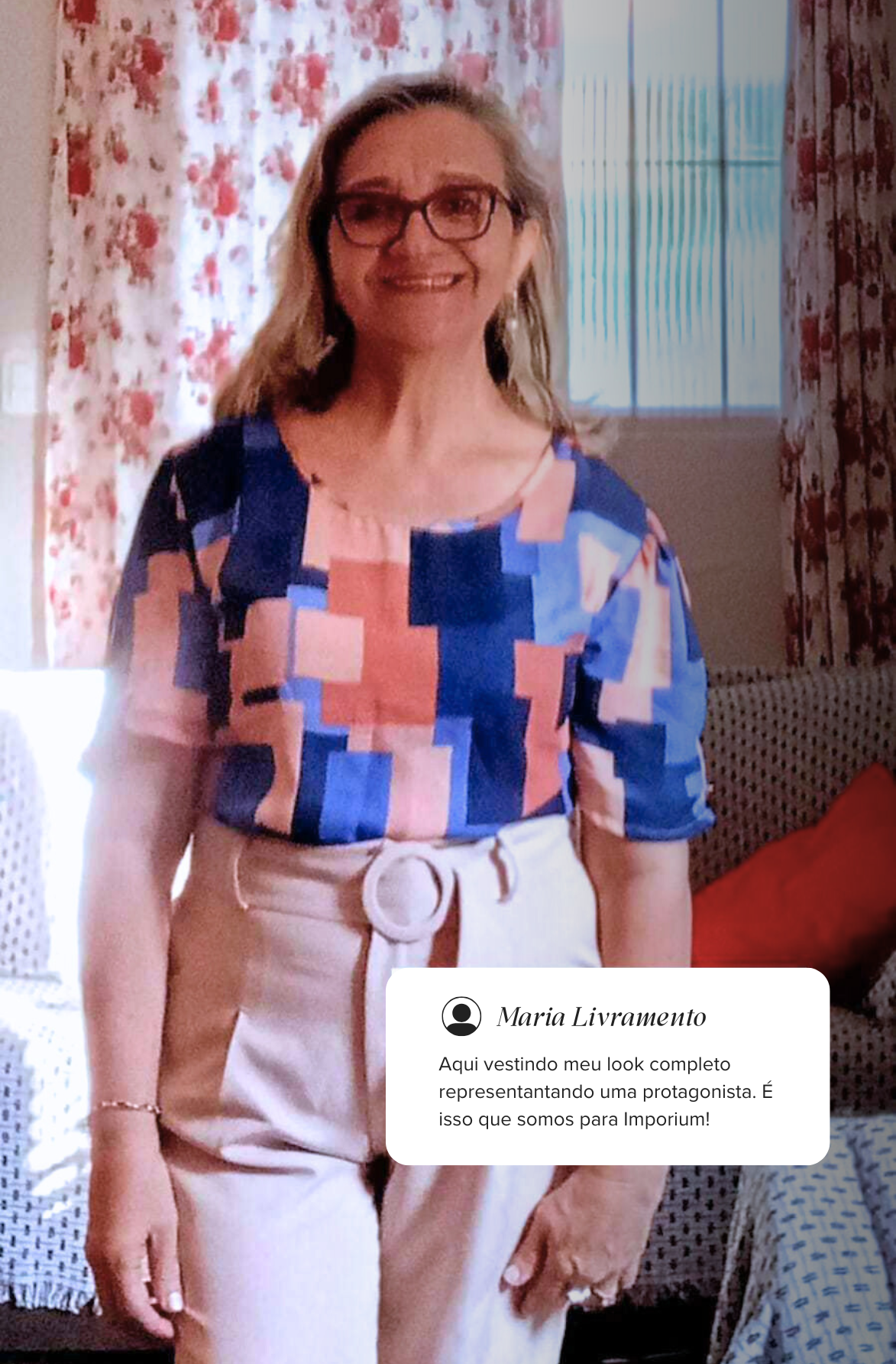 Blusa Manga Curta Detalhe Botões Karen Estampada Azul