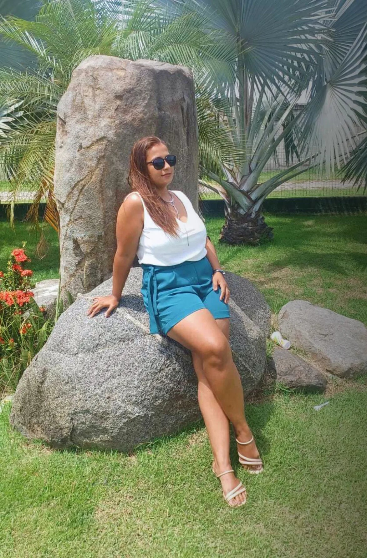 Shorts Em Alfaiataria Detalhe Laço Liz Verde Petróleo