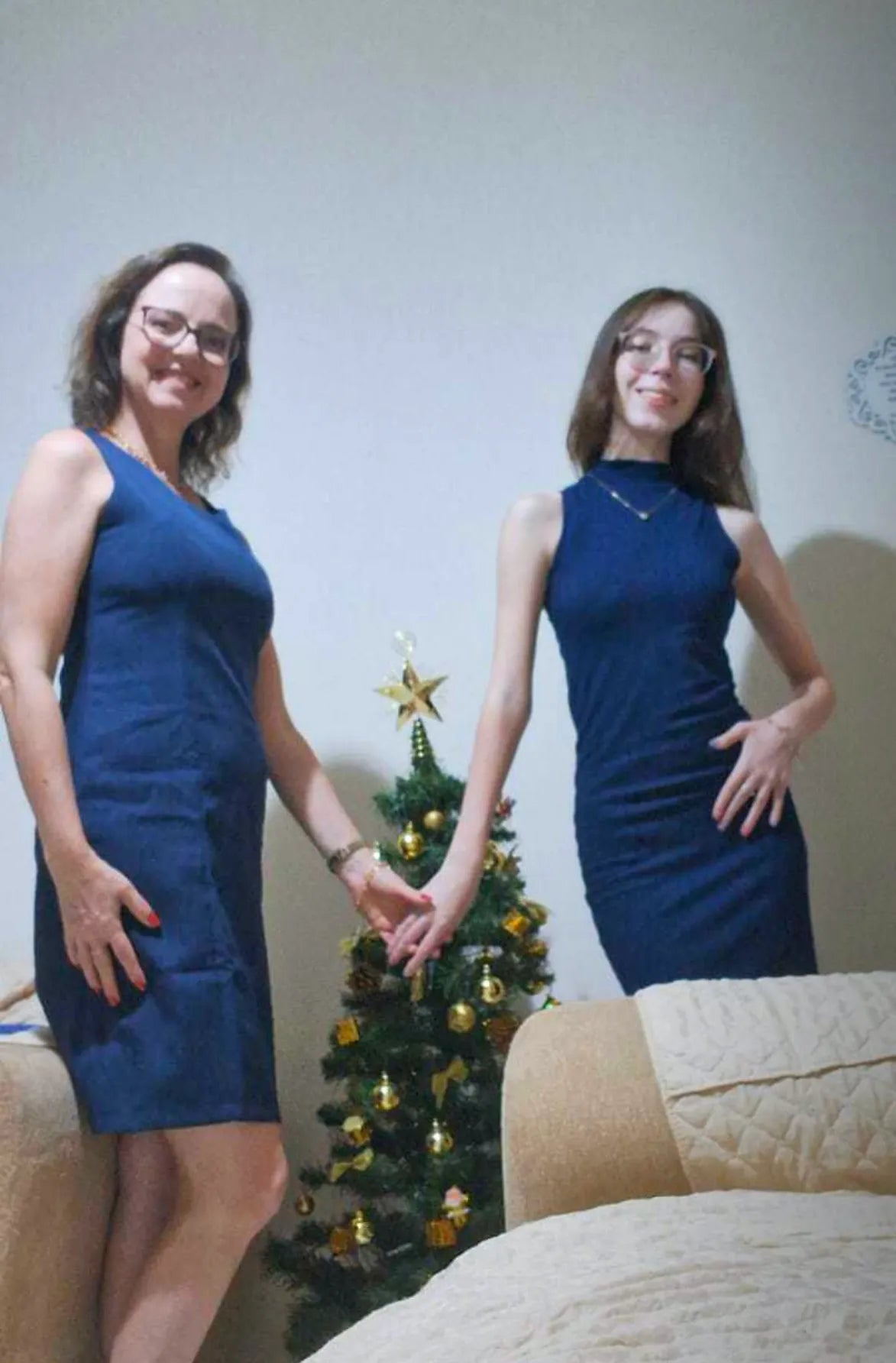 Vestido Decote "V" Regata Verônica Azul Marinho