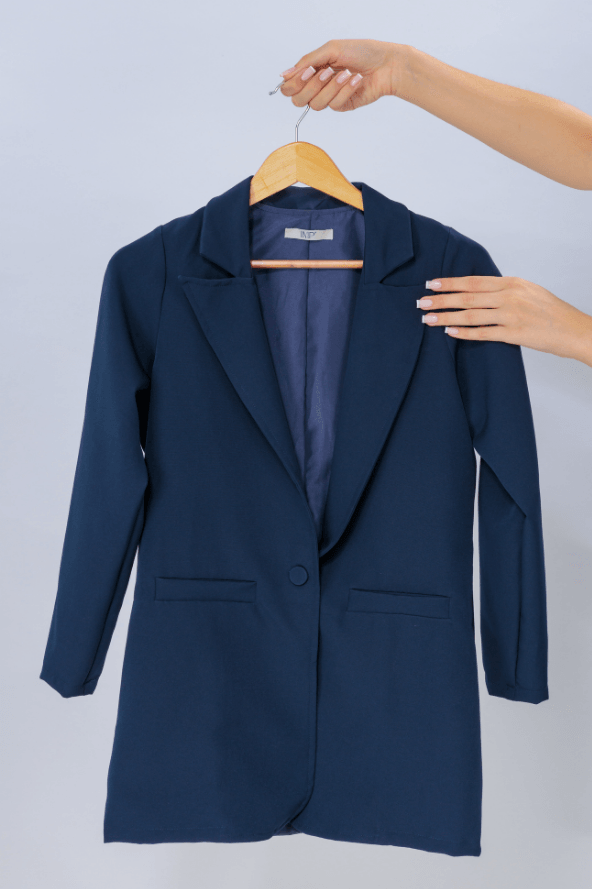 Blazer Alongado Detalhe Bolso Fake Betina Azul Marinho - imporium