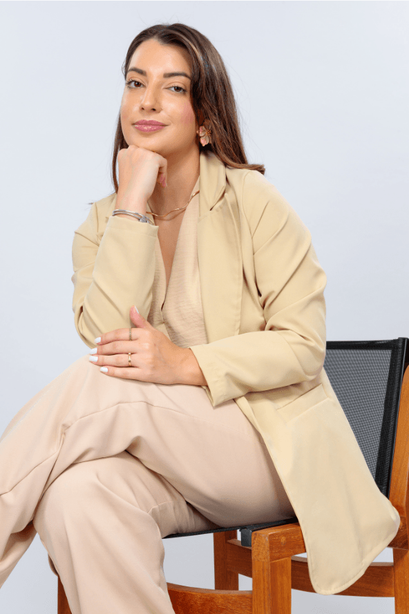 Blazer Alongado Detalhe Bolso Fake Betina Bege - imporium