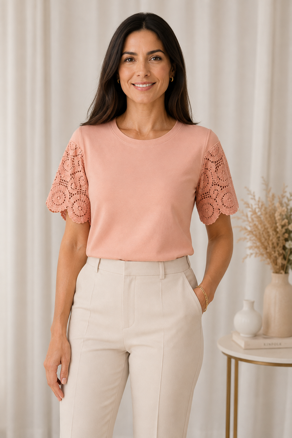 Blusa Confortável com Manga em Crochê Geisa Rosa