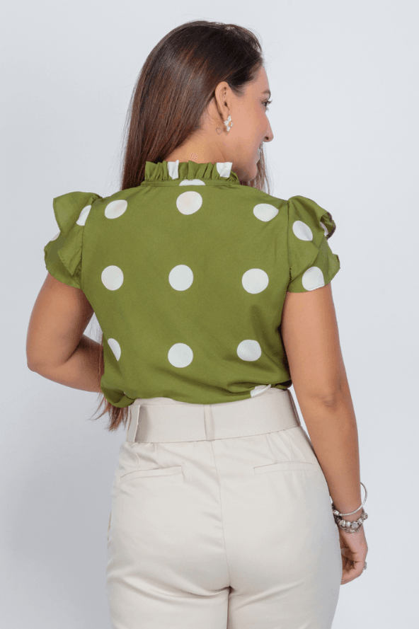 Blusa Manga Curta Detalhe Laço Karina Estampada Verde Com Poá Branco - imporium