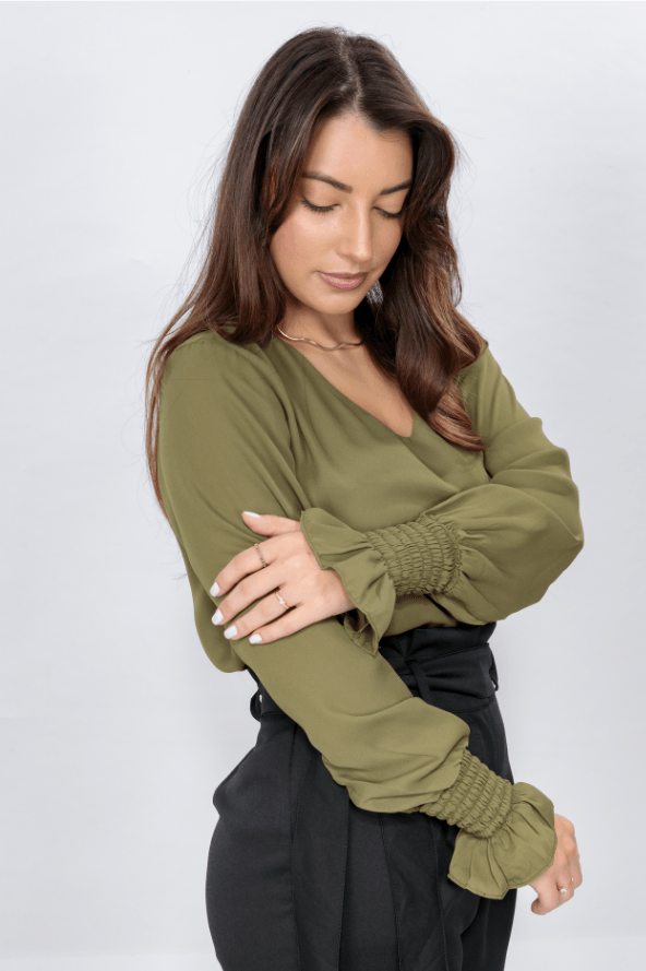 Blusa Manga Longa Decote "V" Brenda Verde Militar - imporium