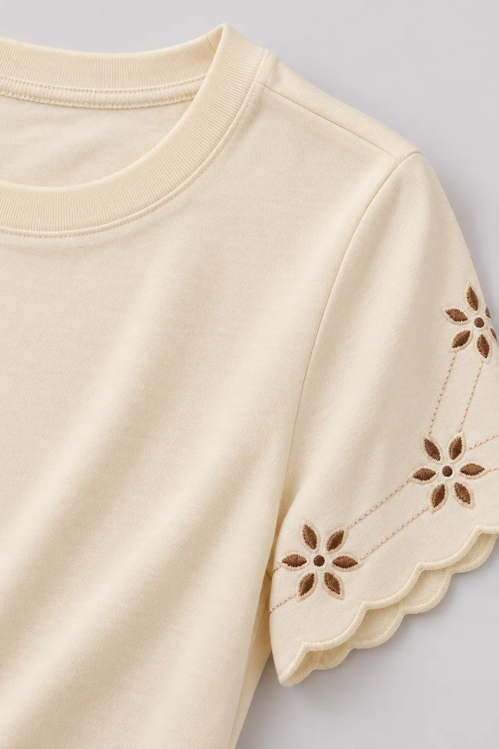 Blusa Manga Curta Em Cotton Lycra Manga Bordada Cora Creme