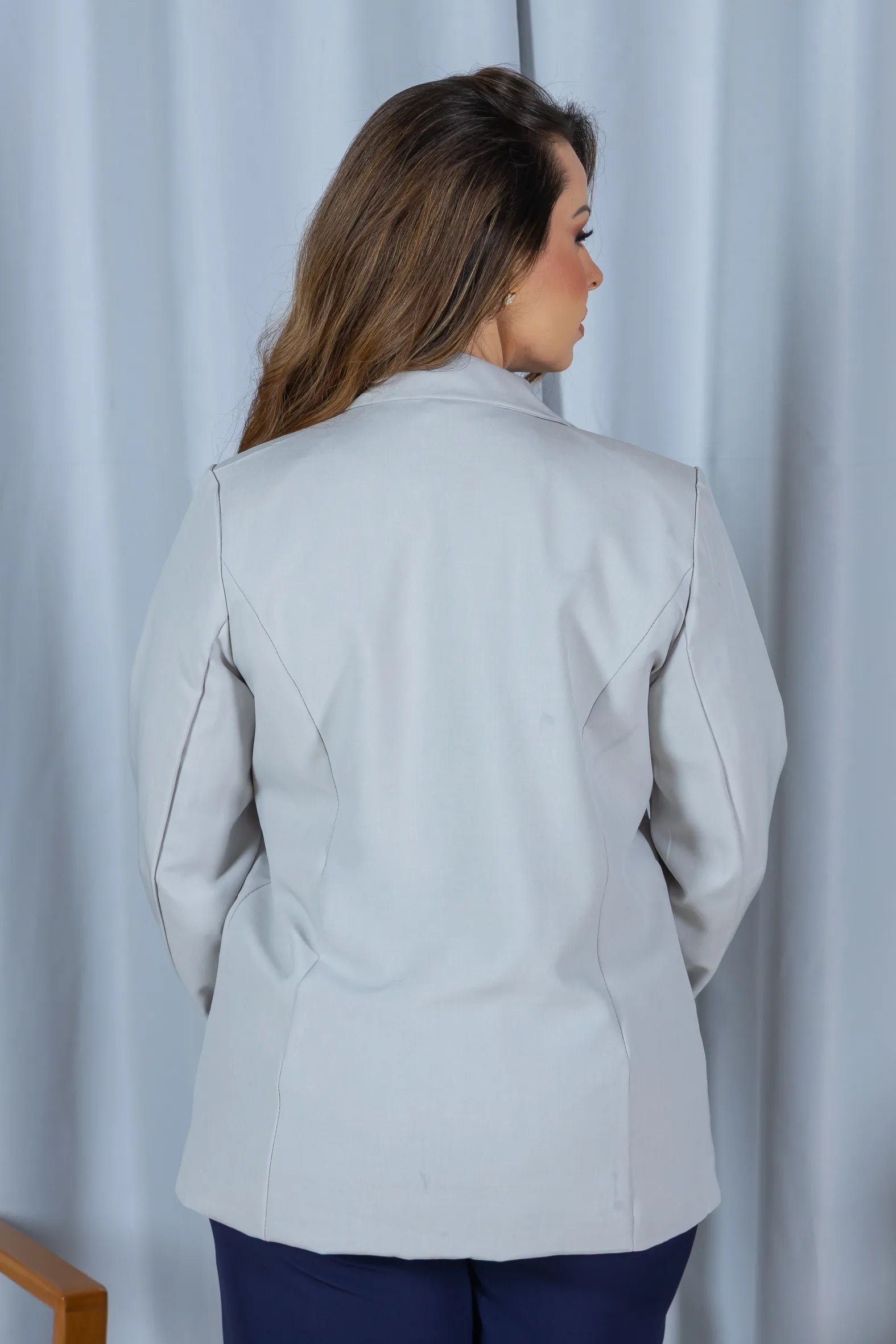Blazer Estruturado Elegante Agatha Cinza