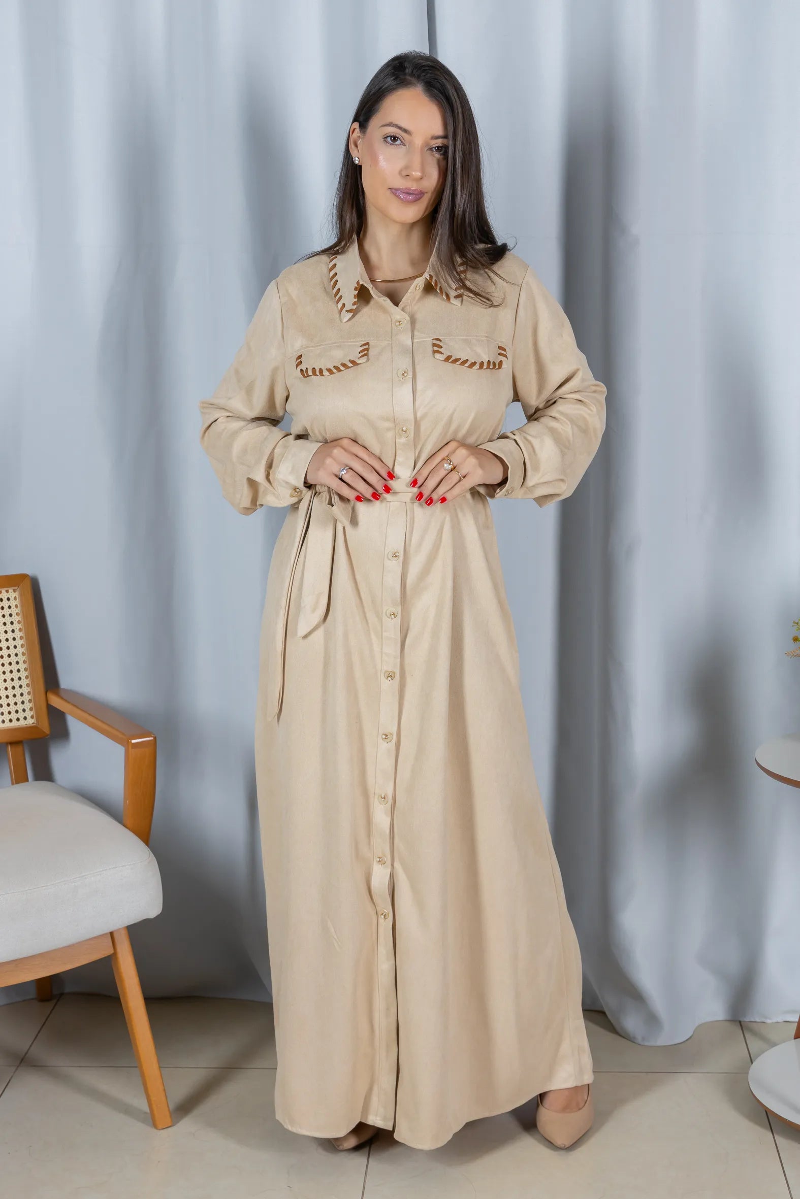 Chemise Suede Pesponto Sofisticado Luna Creme - detalhe adicional