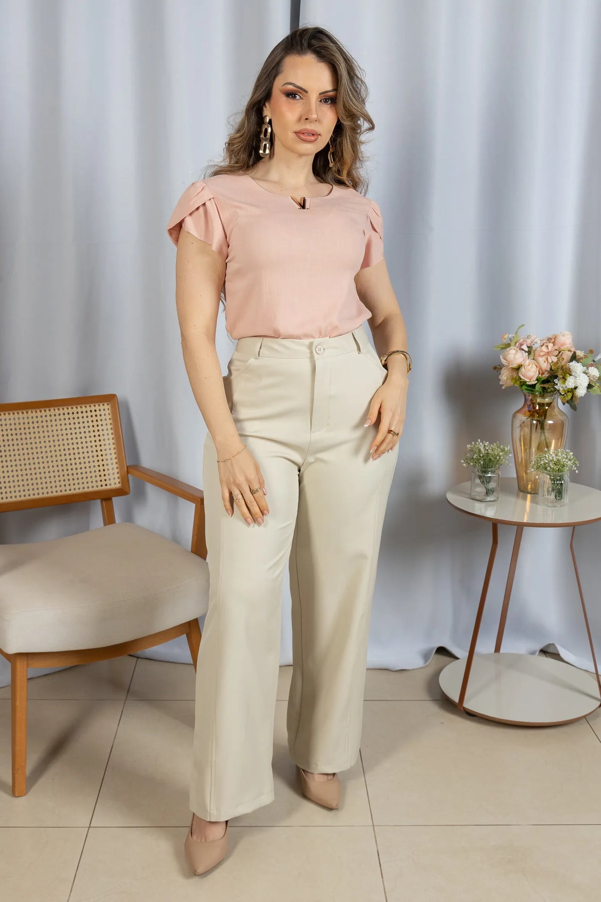 Blusa Manga Curta Transpassada Decote V Laiara Rosa - adicional 1
