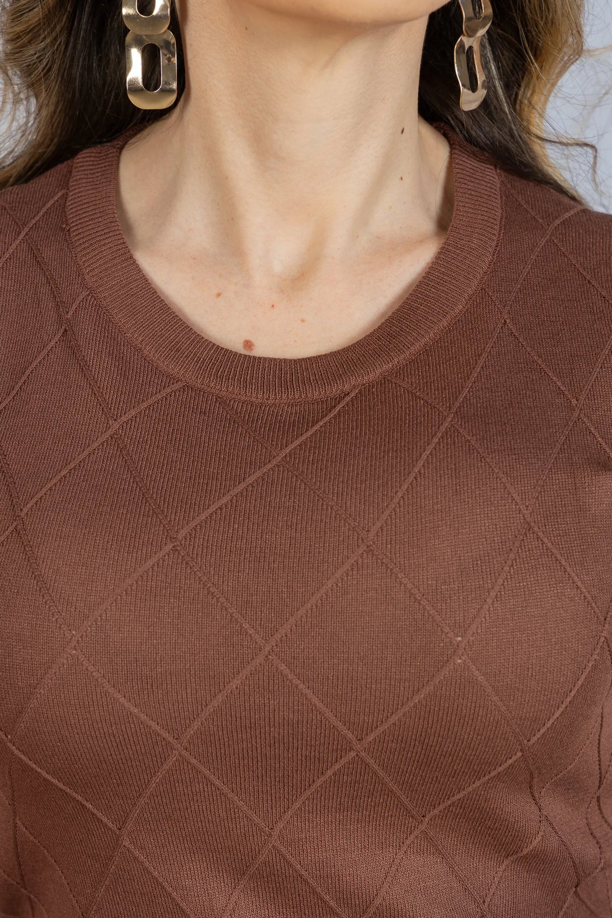 Blusa Manga Curta em Modal Bruna Marrom - costas
