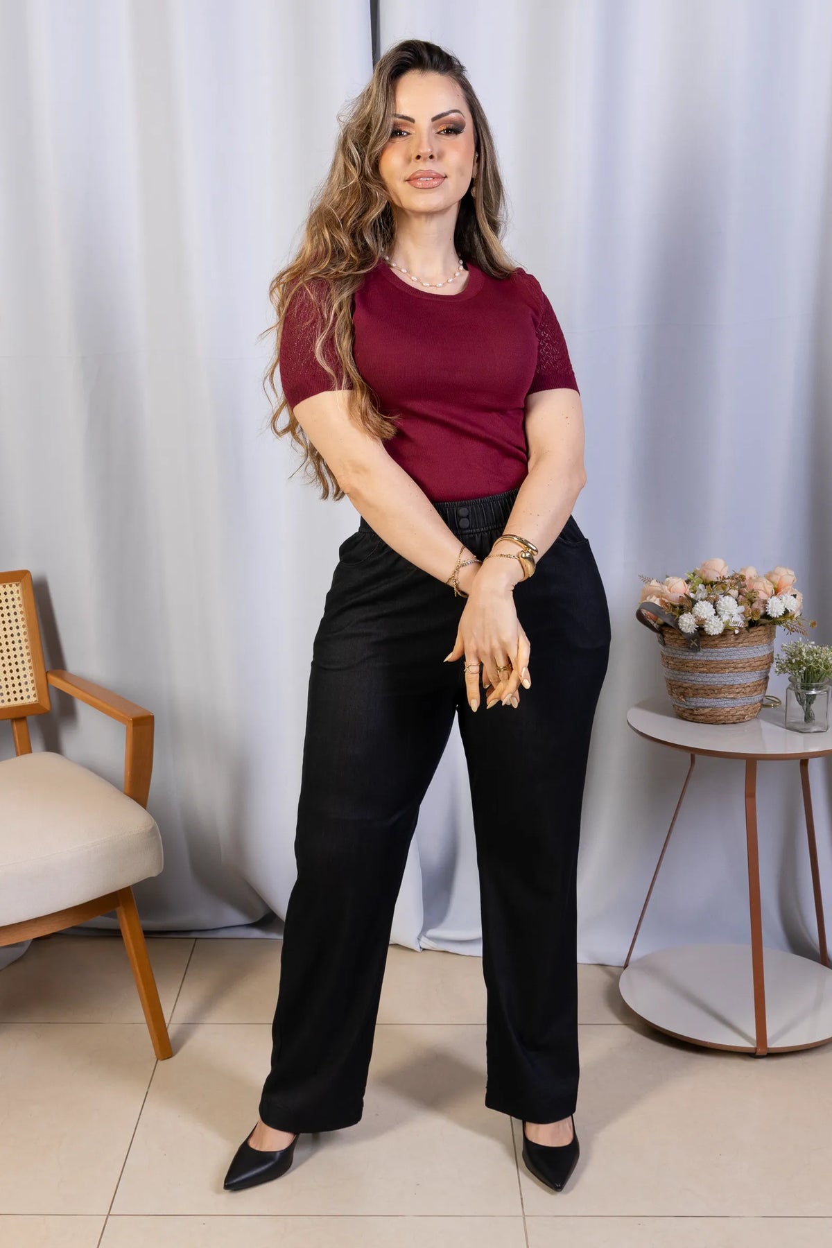 Blusa Manga Curta Modal Renda Efeito Crochê Jordana Marsala