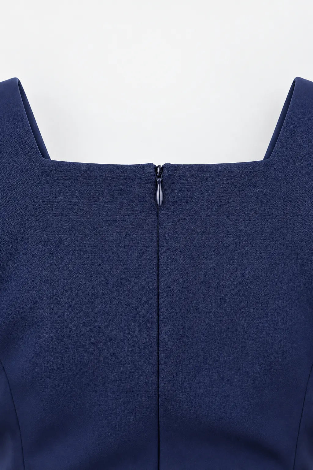 Vestido em Alfaiataria Decote Quadrado Malu Azul Marinho