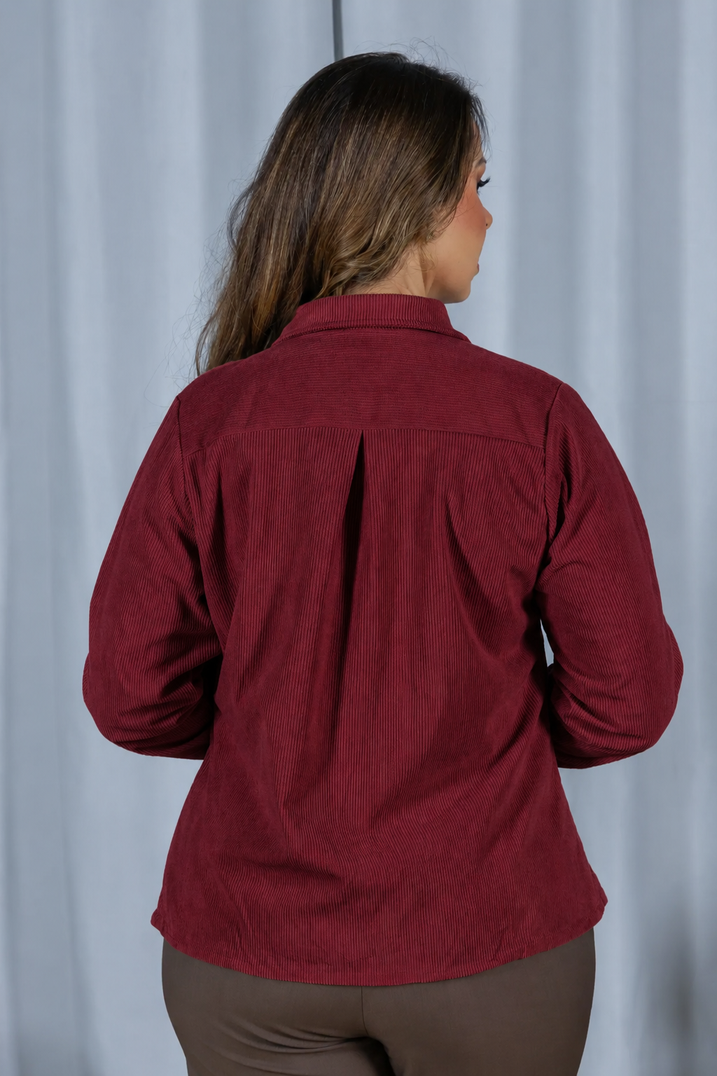 Camisa Cotelê com Bolsos Zoey Marsala