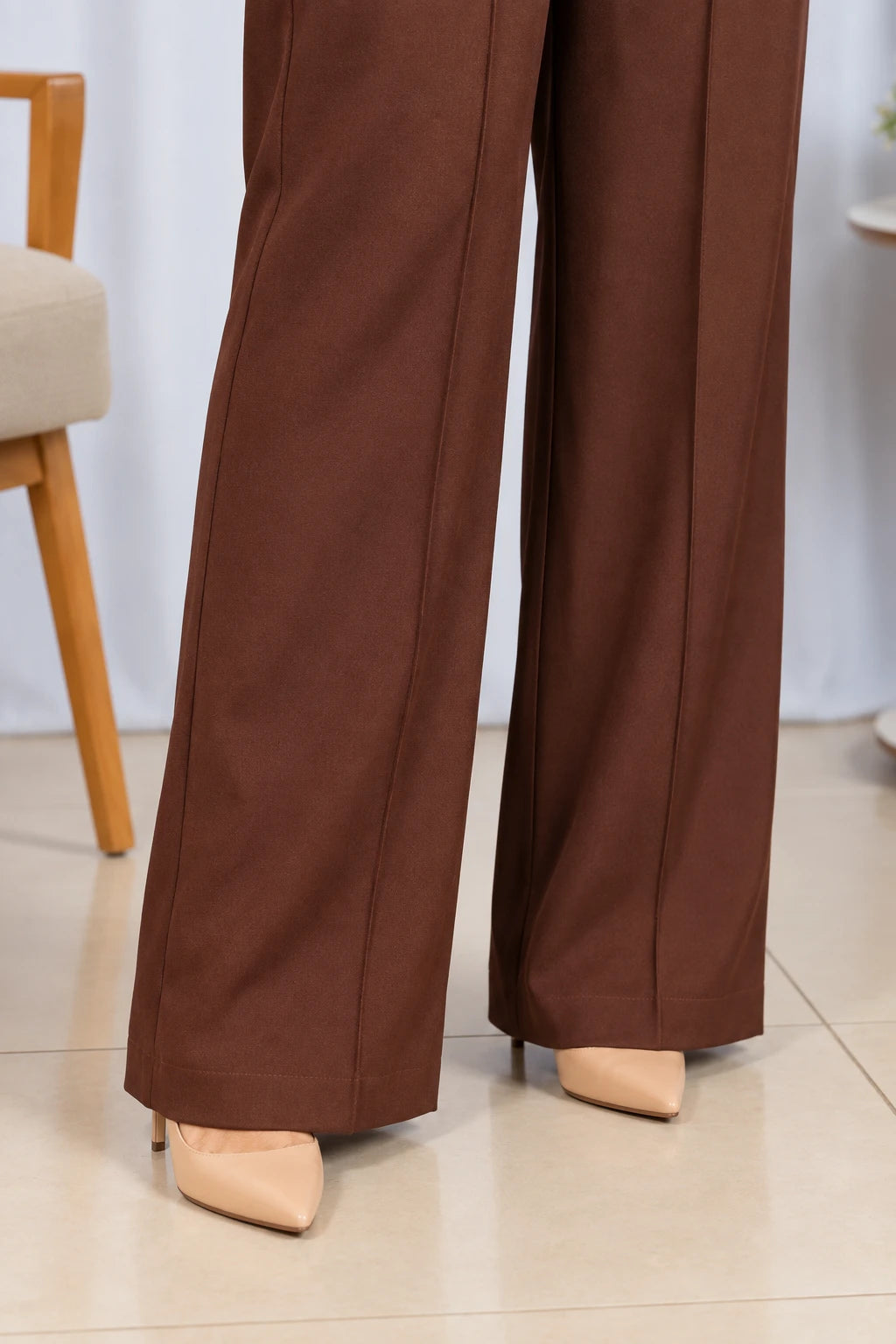 Calça Pantalona Confortável Cós com Elástico Simone Marrom - tabela de medidas