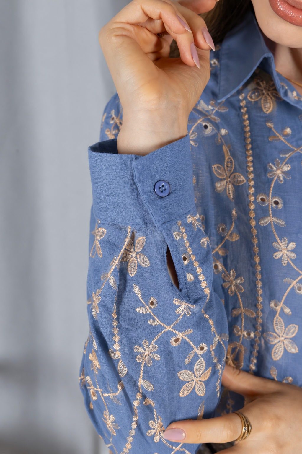 Camisa Laise Atemporal Maitê Azul