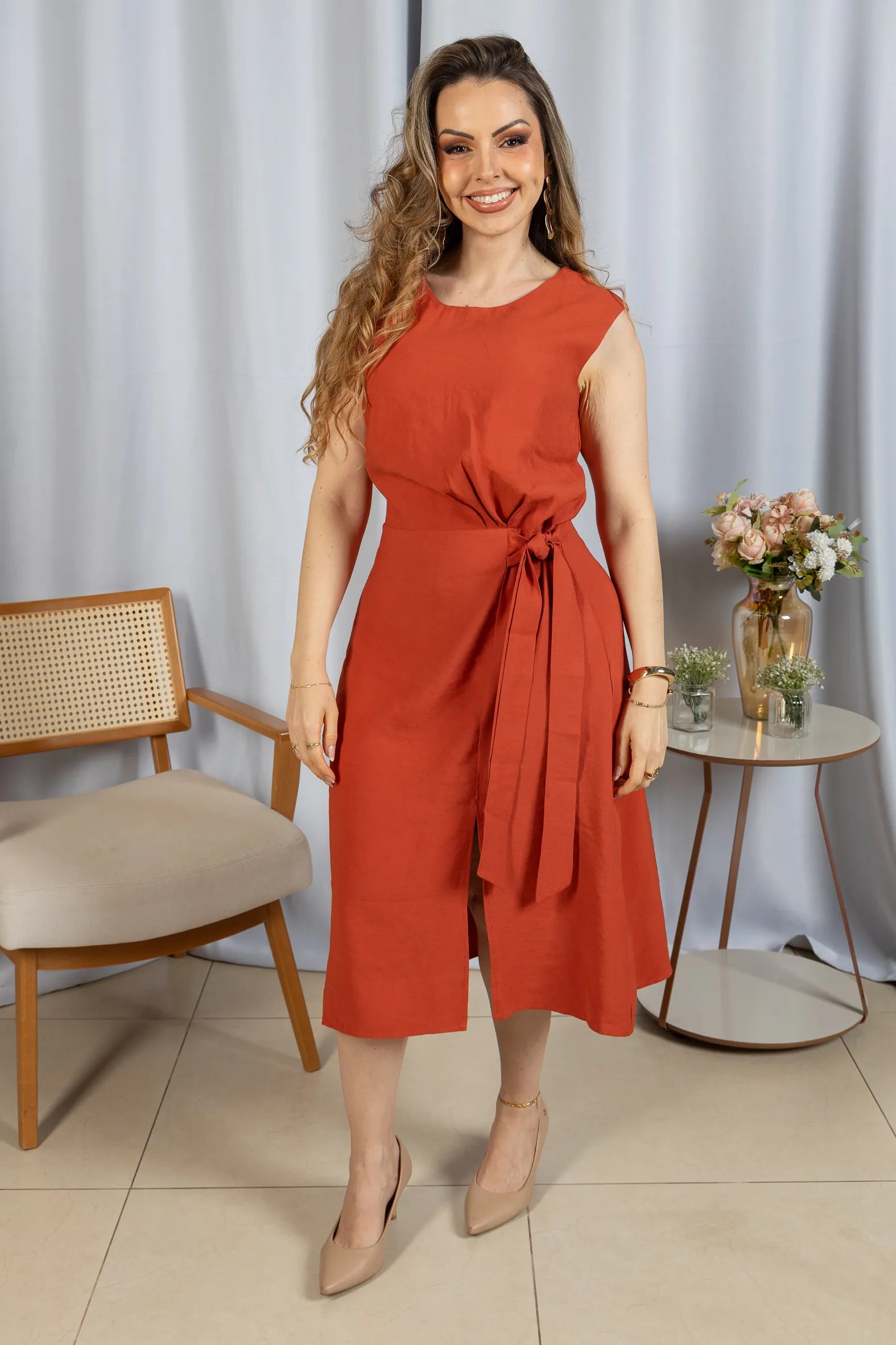 Vestido Leve em Visco Urban Cássia Terracota - frente