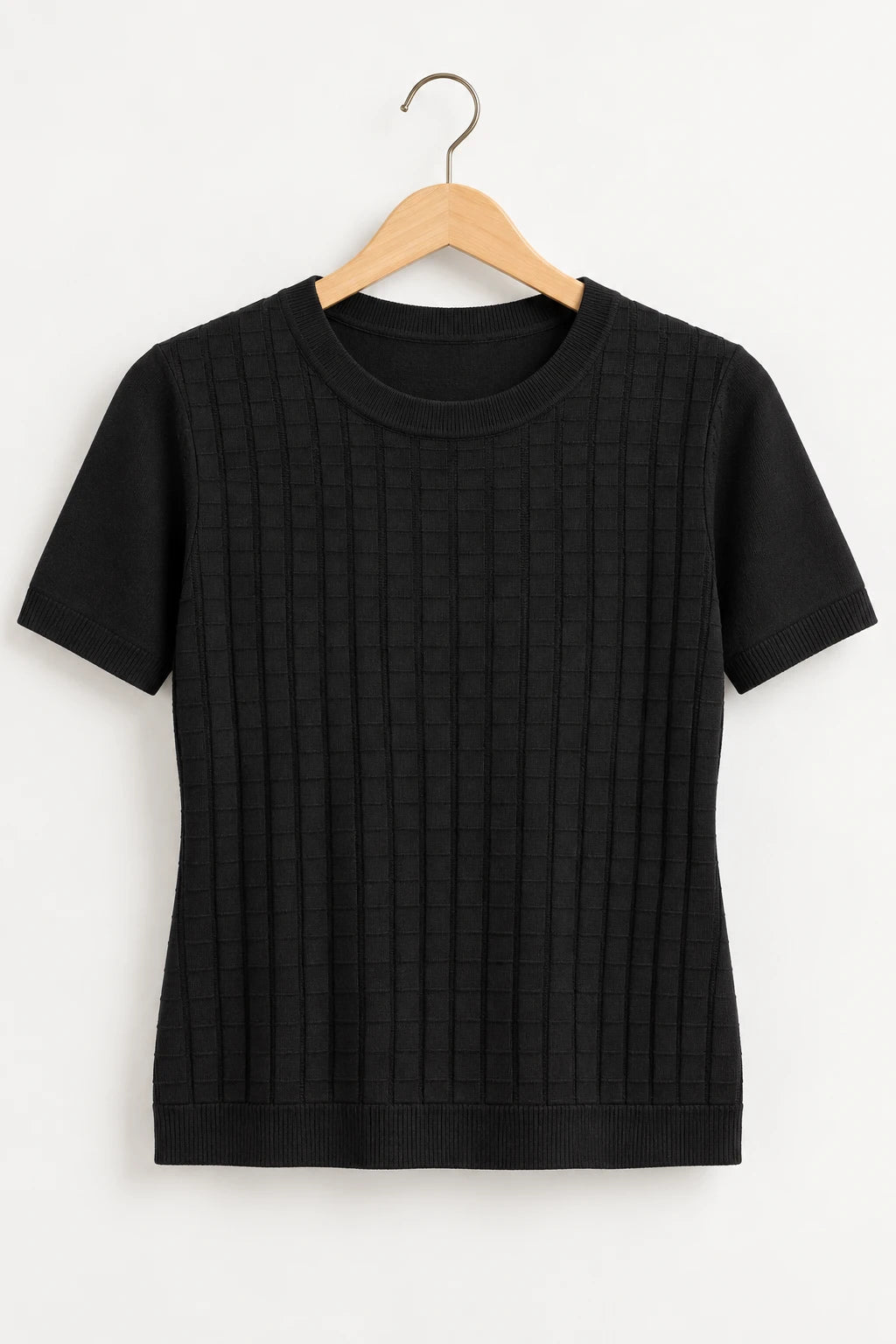 Blusa Leve em Modal Soraya Preta - frente