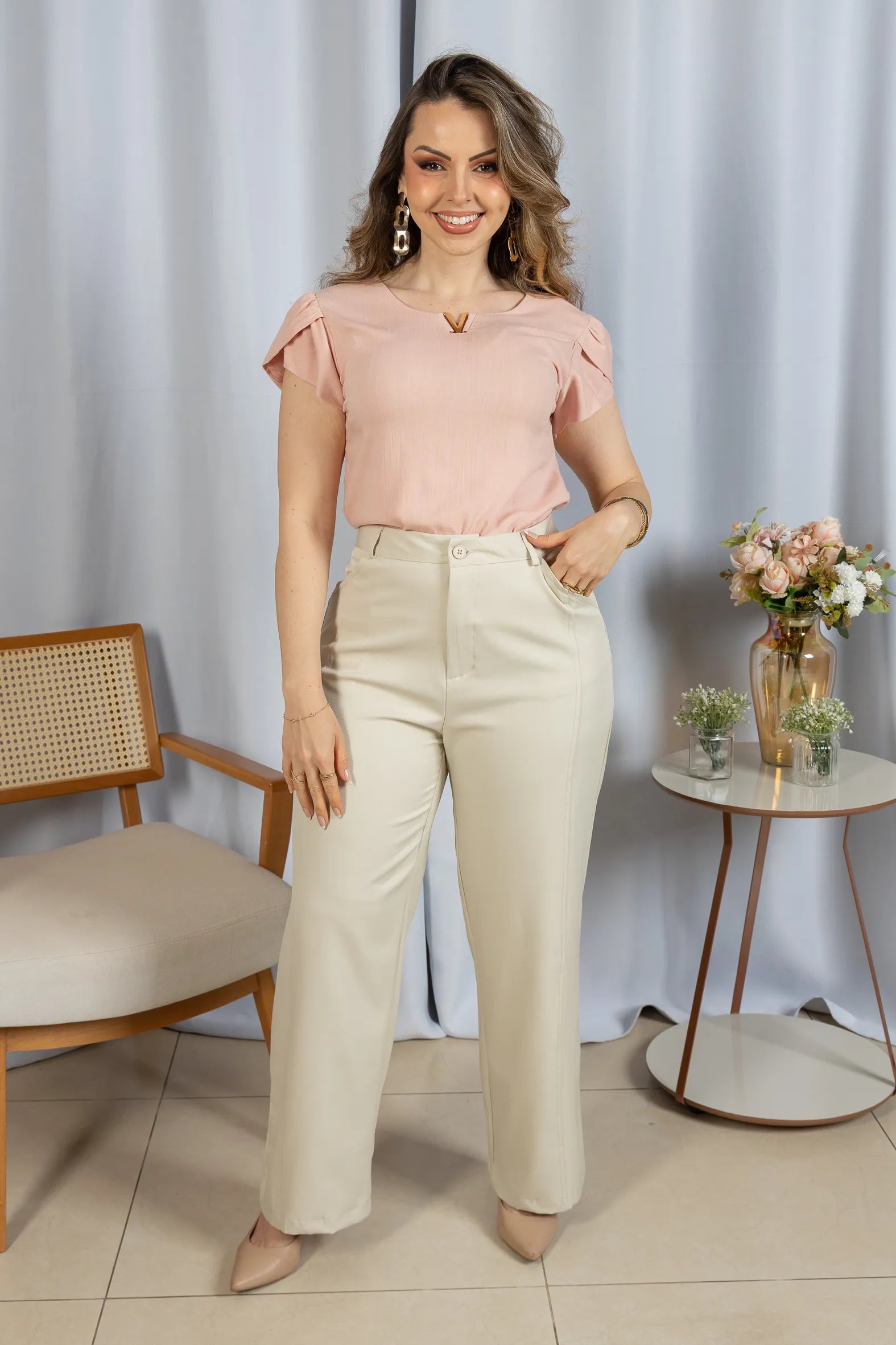Blusa Manga Curta Transpassada Decote V Laiara Rosa - adicional 2