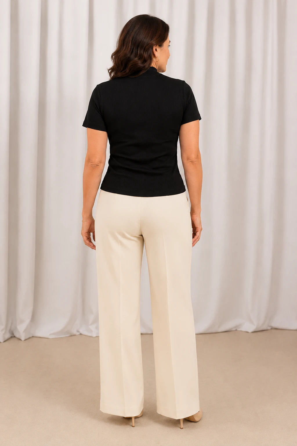 Blusa Malha Canelada que Estica Emília Preta