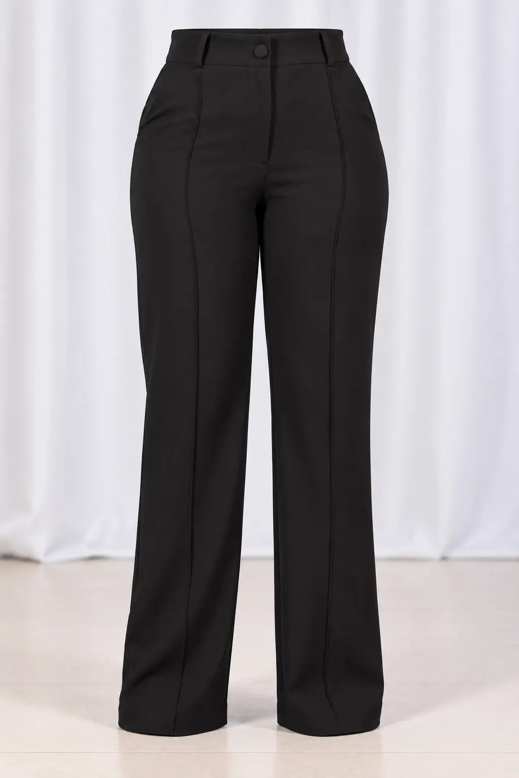 Calça Corte Reto em Crepe Confort Juliane Preta