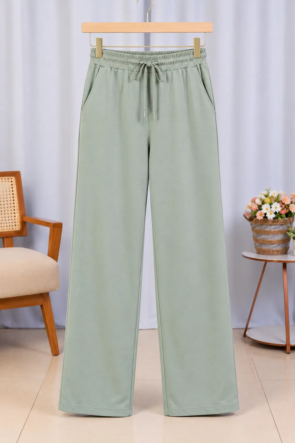 Calça Corte Reto em Malha Knit Lorena Verde — lorena verde c (2).webp