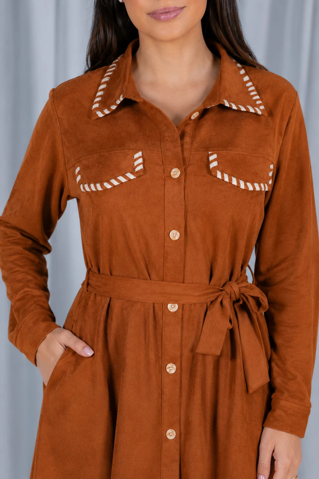Chemise Suede Pesponto Sofisticado Luna Caramelo