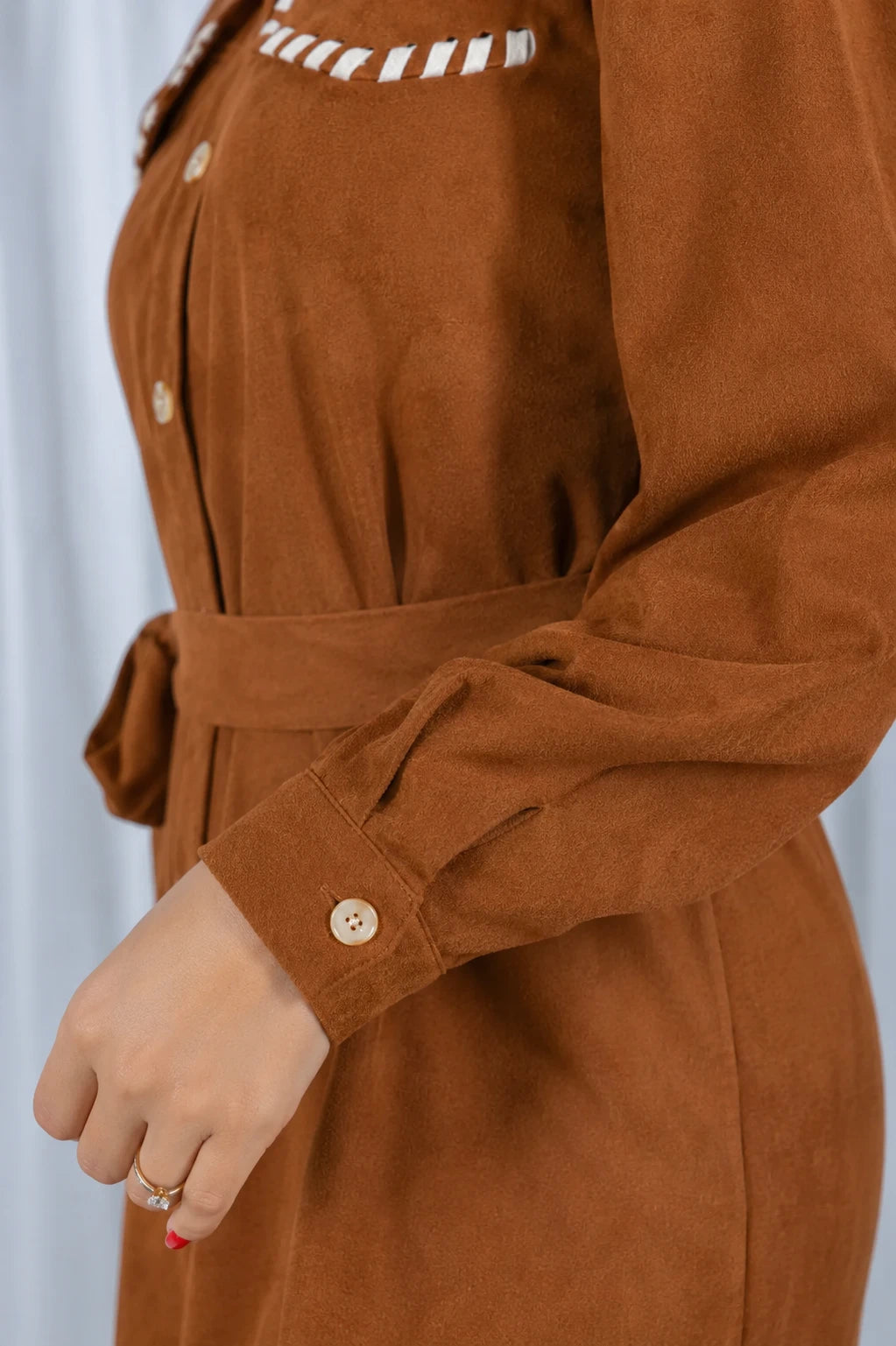 Chemise Suede Pesponto Sofisticado Luna Caramelo