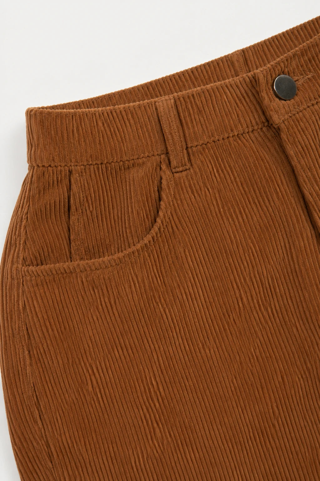 Calça Cotelê Corte Reto Lupita Caramelo