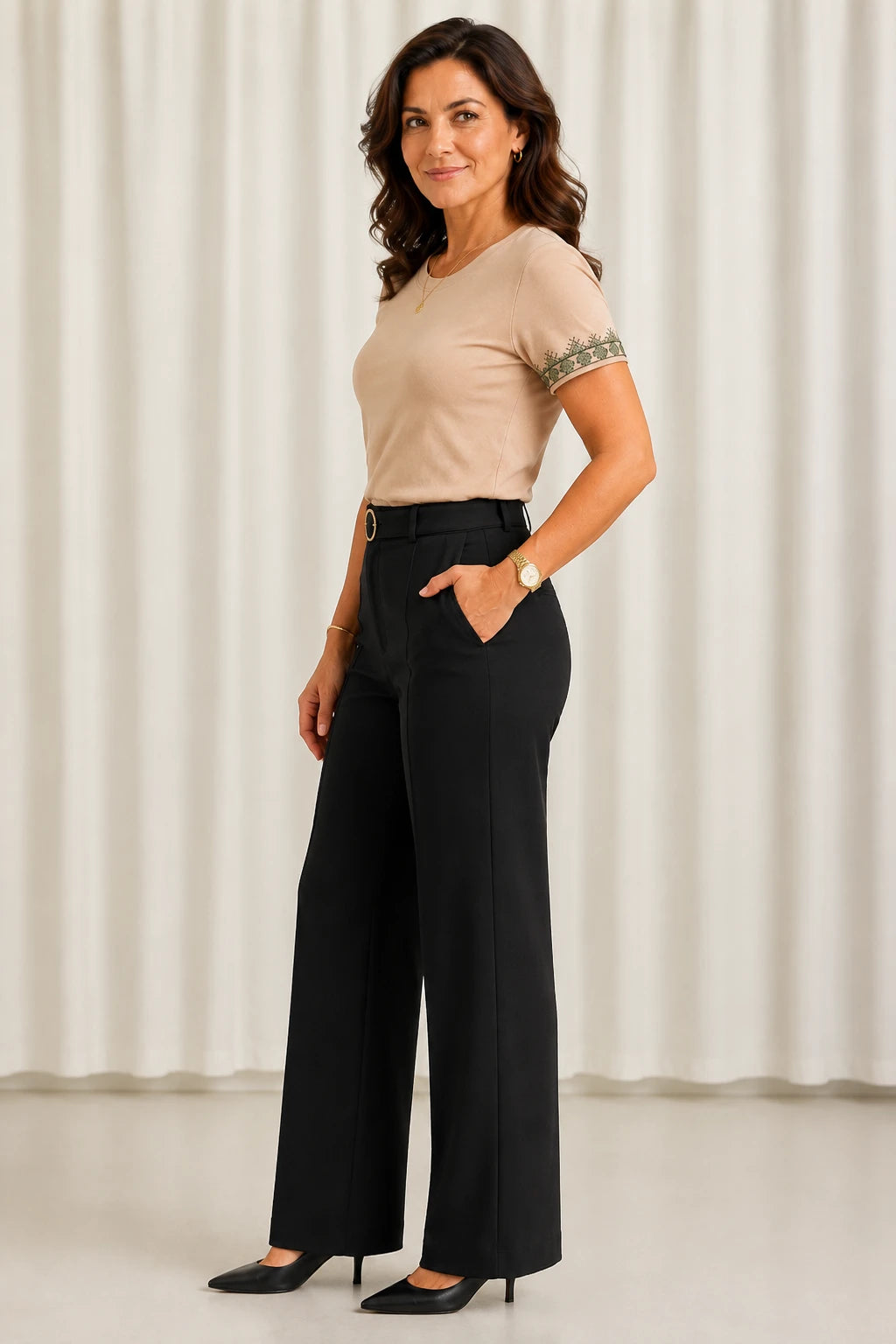 Blusa Cotton Lycra com Bordado Delicado Mariana Bege