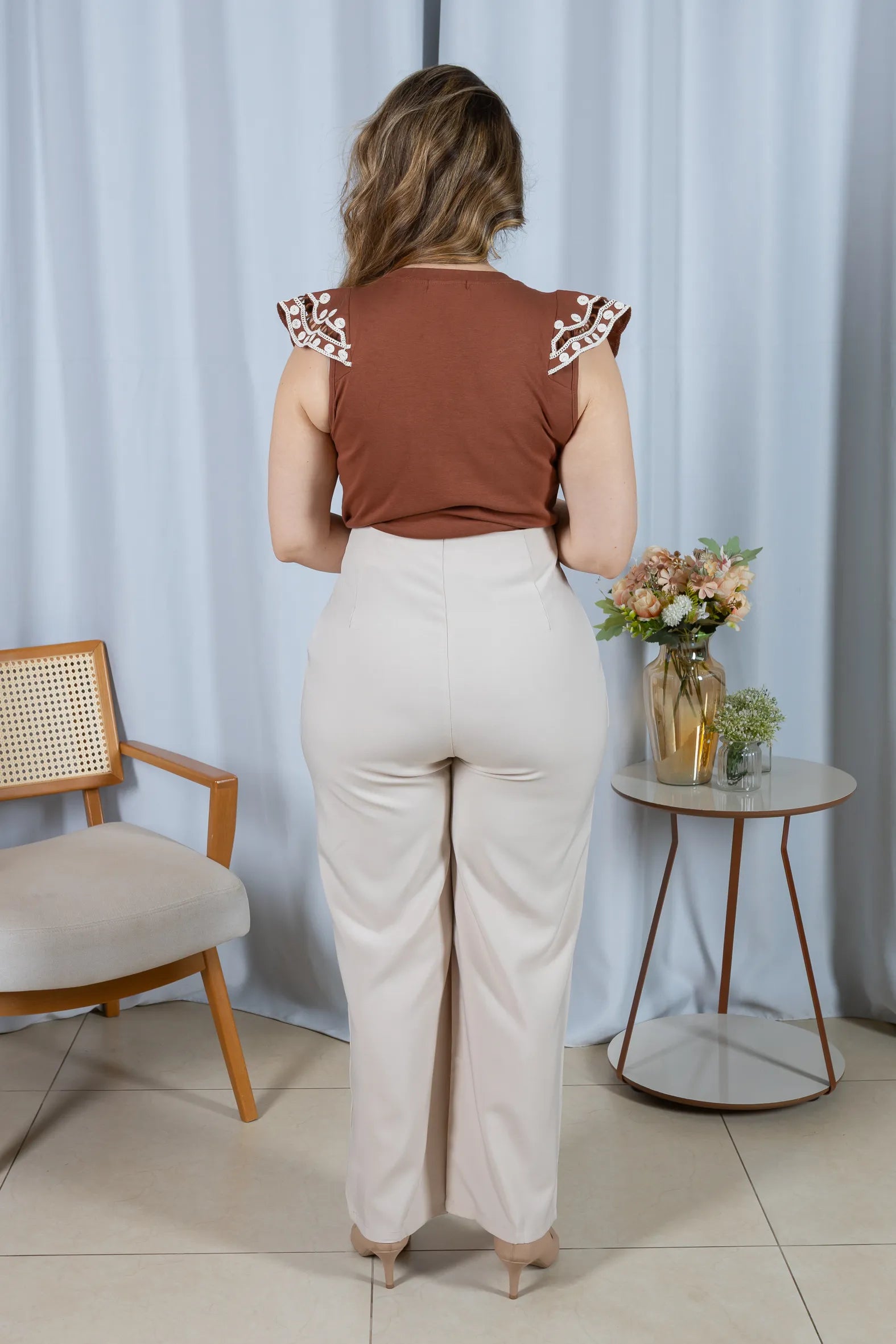 Calça Corte Reto Cós Alto Luciana Creme