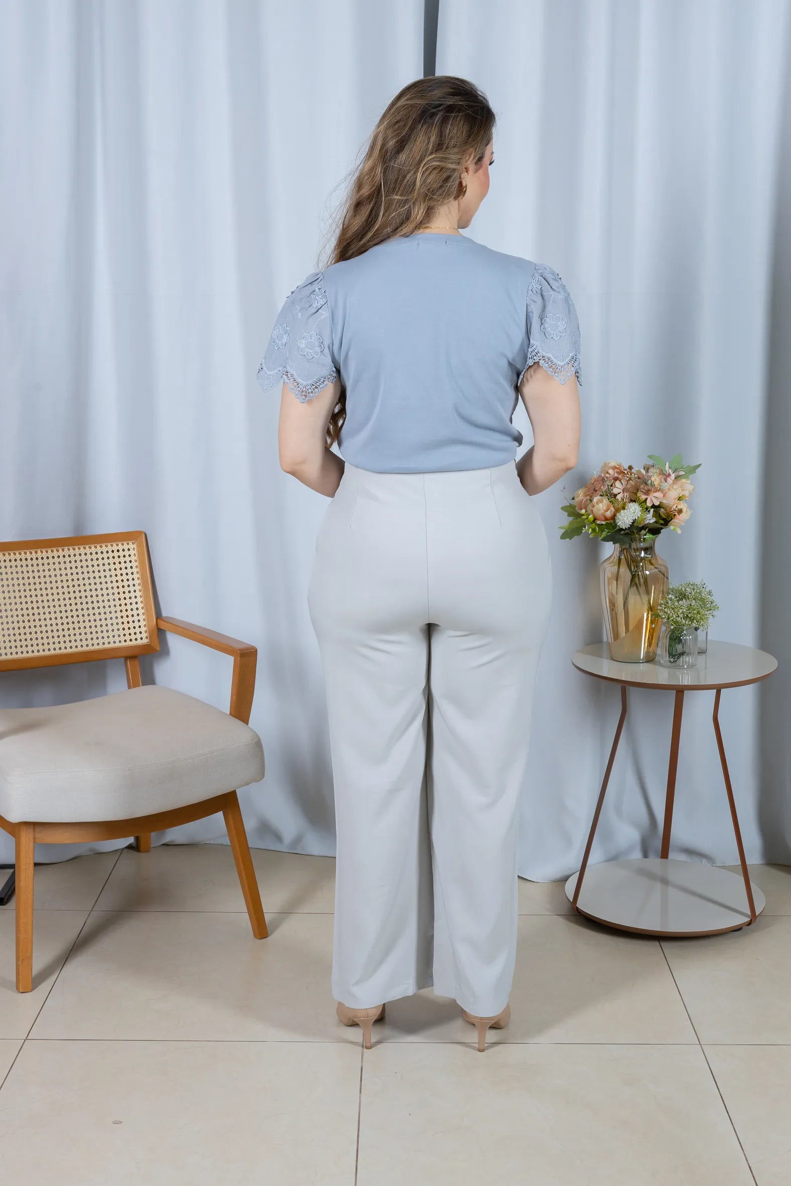 Calça Corte Reto Cós Alto Luciana Cinza