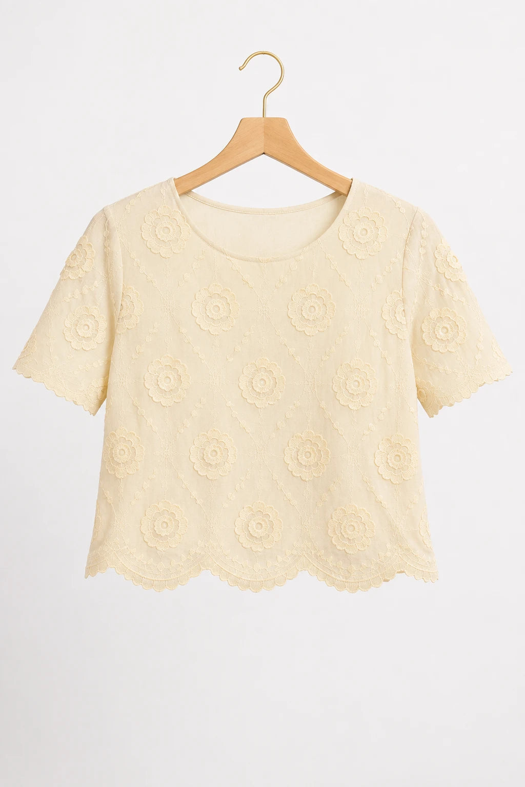 Blusa em Laise Fresca e Delicada Samantha Creme