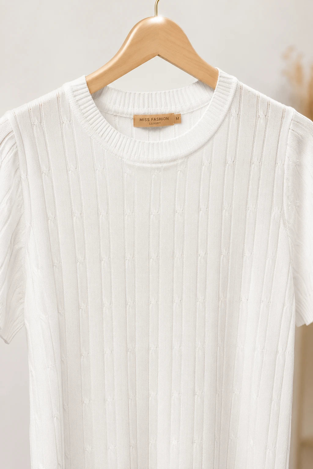 Blusa Manga Curta em Modal Canelado com Meia Gola Talita Branca