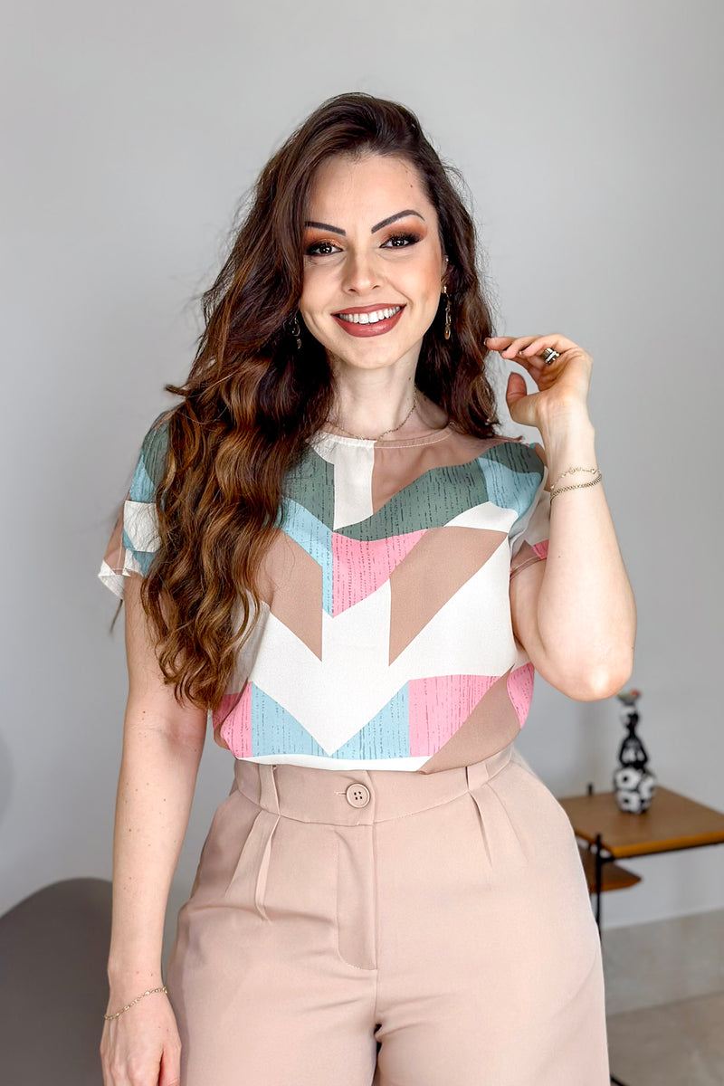 BLUSA FEMININA MALHADO GOLA ALTA MANGA CURTO SIMPLES