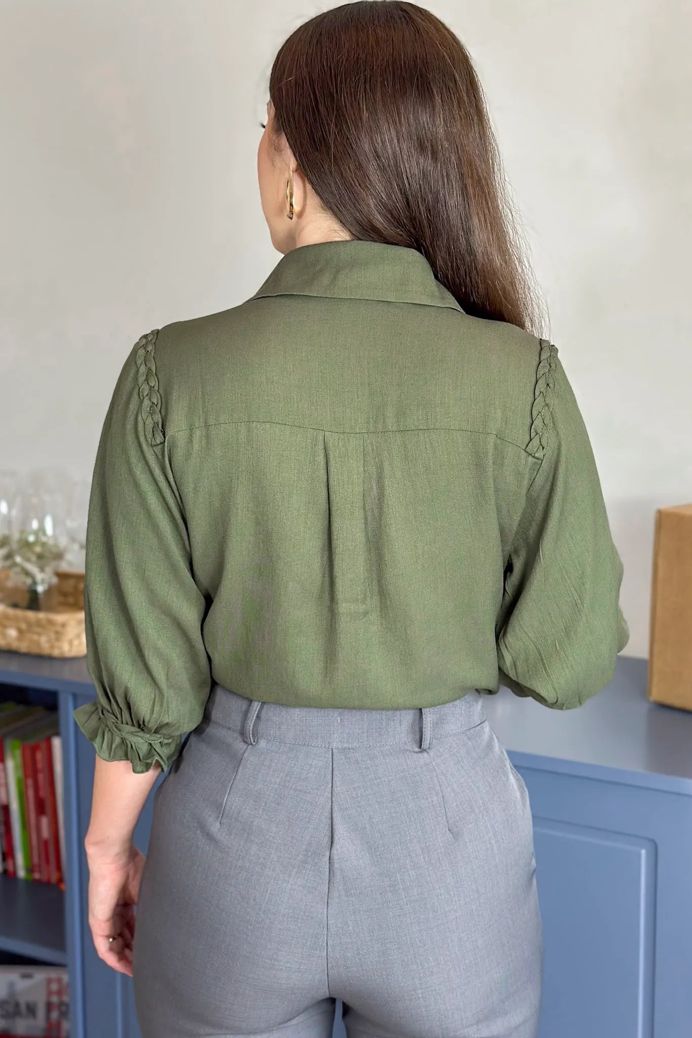 Blusa Manga 3/4 Visco Soft Detalhe Trançado Elenir Verde Militar