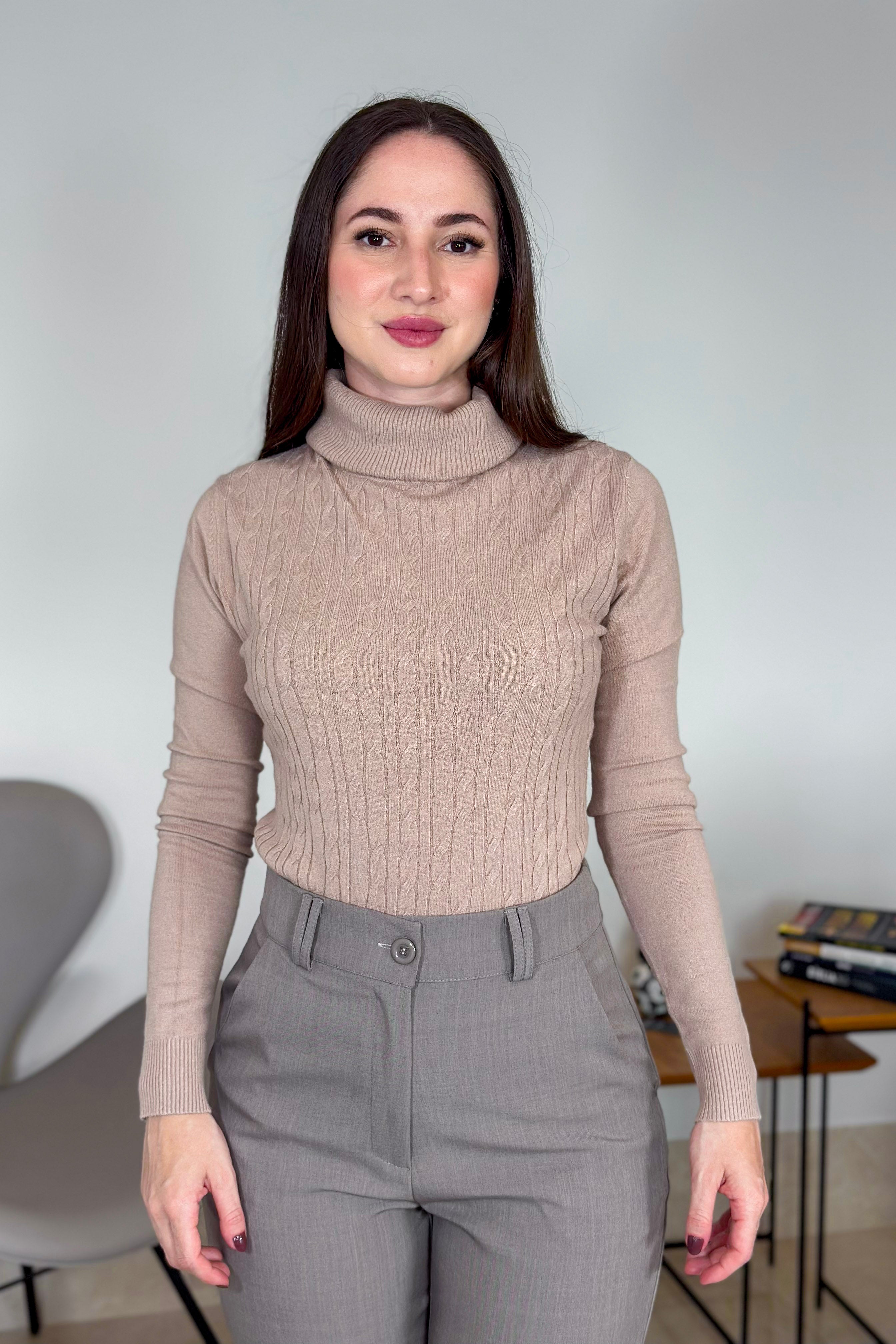 Blusa Manga Longa Em Tricot Modal Gola Boba Erica Bege