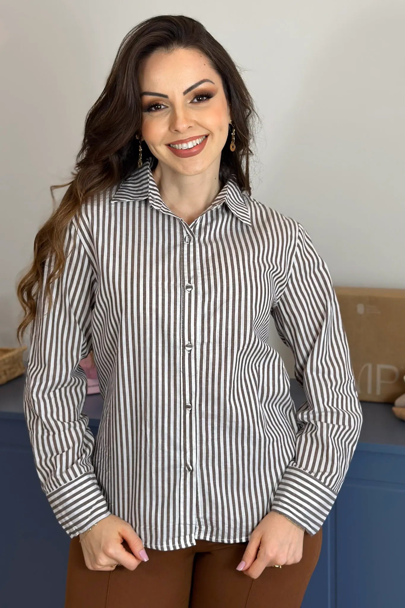 Camisa Manga Longa Classic Listrada Franciele Marrom